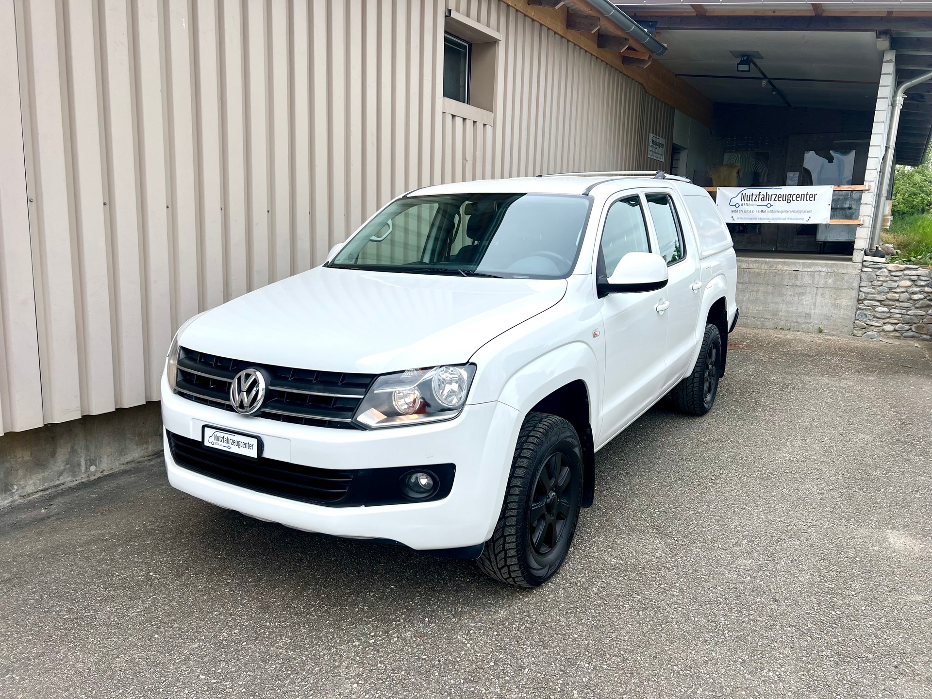 VW Amarok 2.0 TDI 4Motion 3500kg Anhängelast by Nutzfahrzeugcenter Seetal-image-1