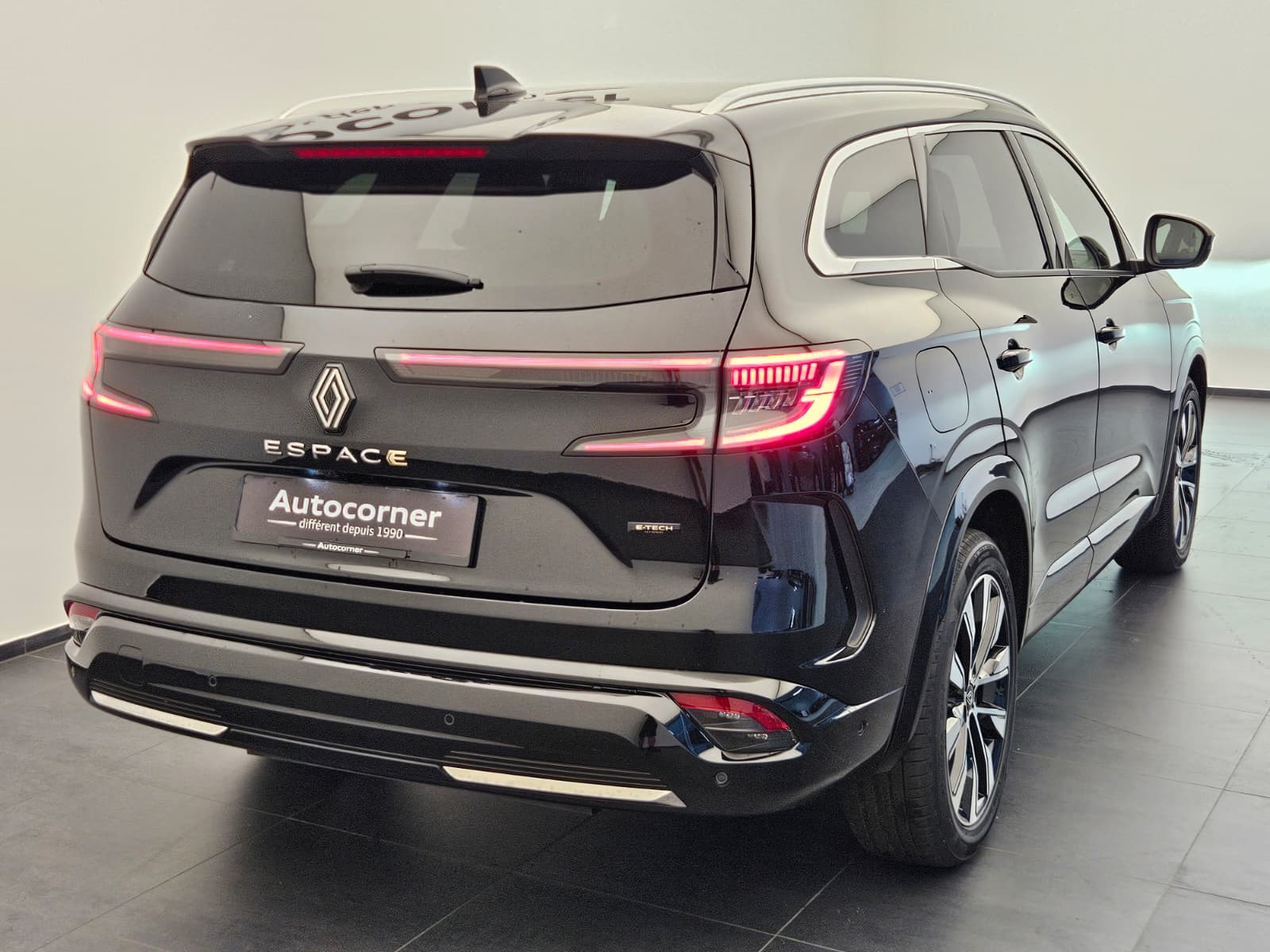 RENAULT Espace 1.2 E-Tech 200 Techno-image-6