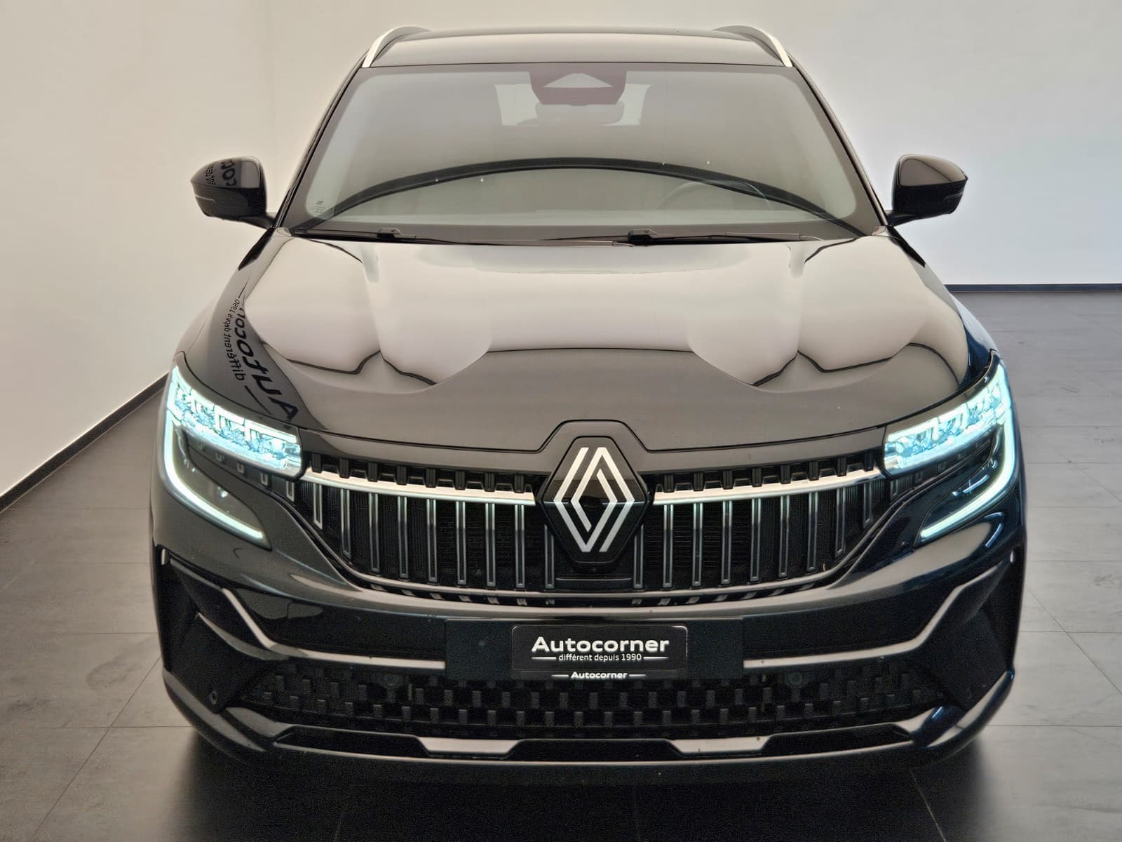 RENAULT Espace 1.2 E-Tech 200 Techno-showroom-element-3
