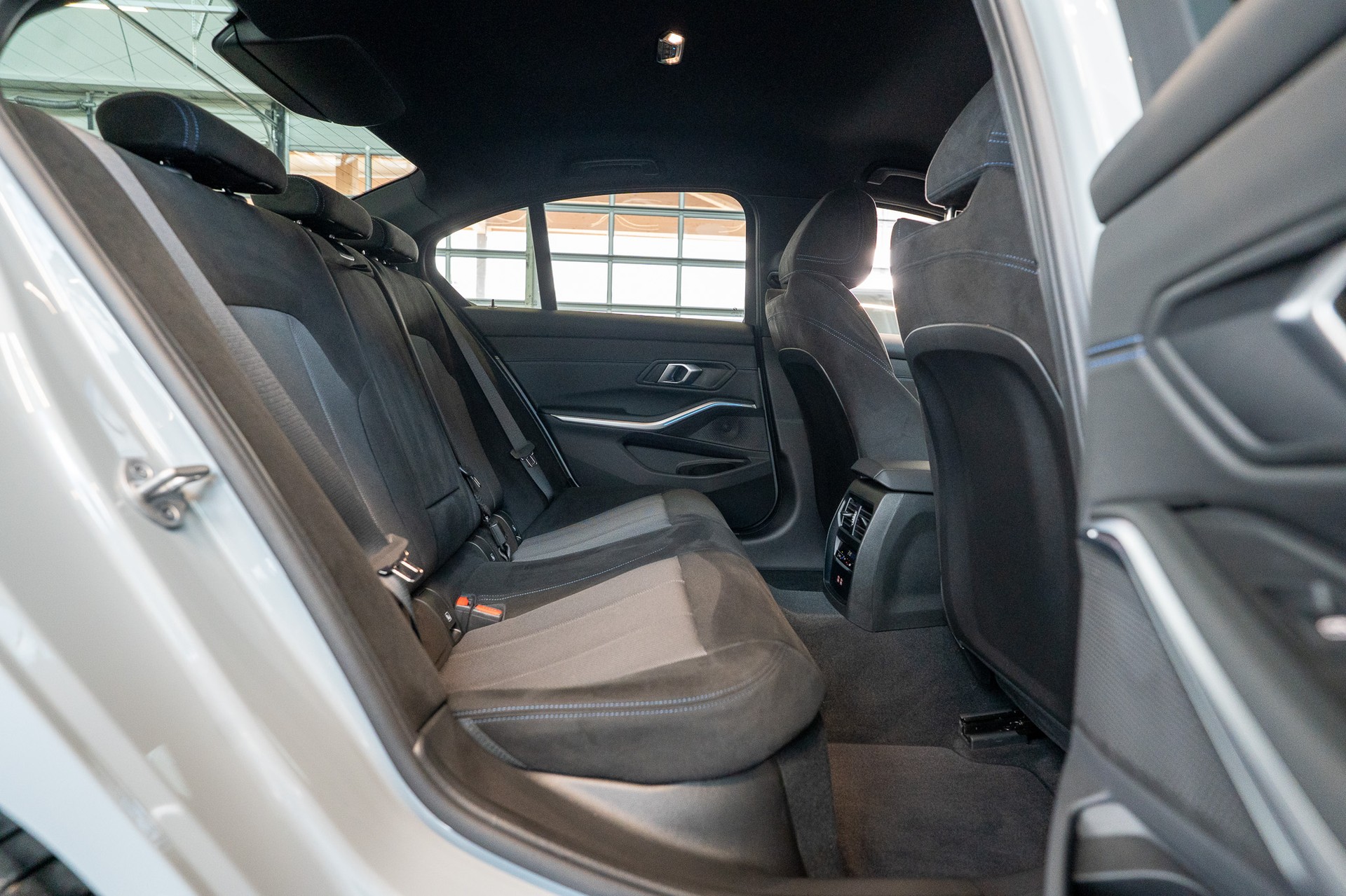 BMW M340i xDrive / LCI / 360°Kamera / HeadUp-image-13