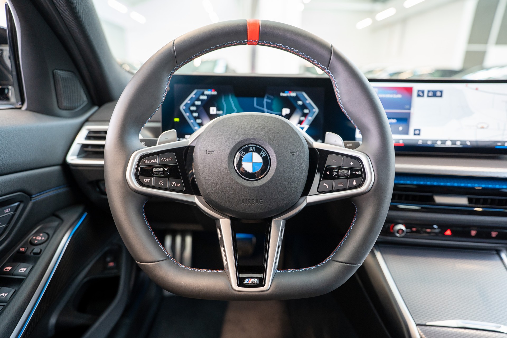 BMW M340i xDrive / LCI / 360°Kamera / HeadUp-image-17