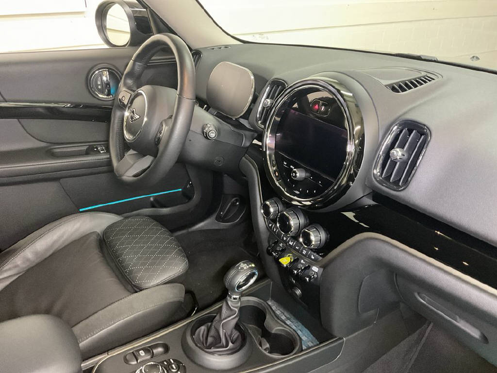 MINI Countryman F60 1.5i Cooper S E ALL4 **10 Jahre gratis Service**-image-10