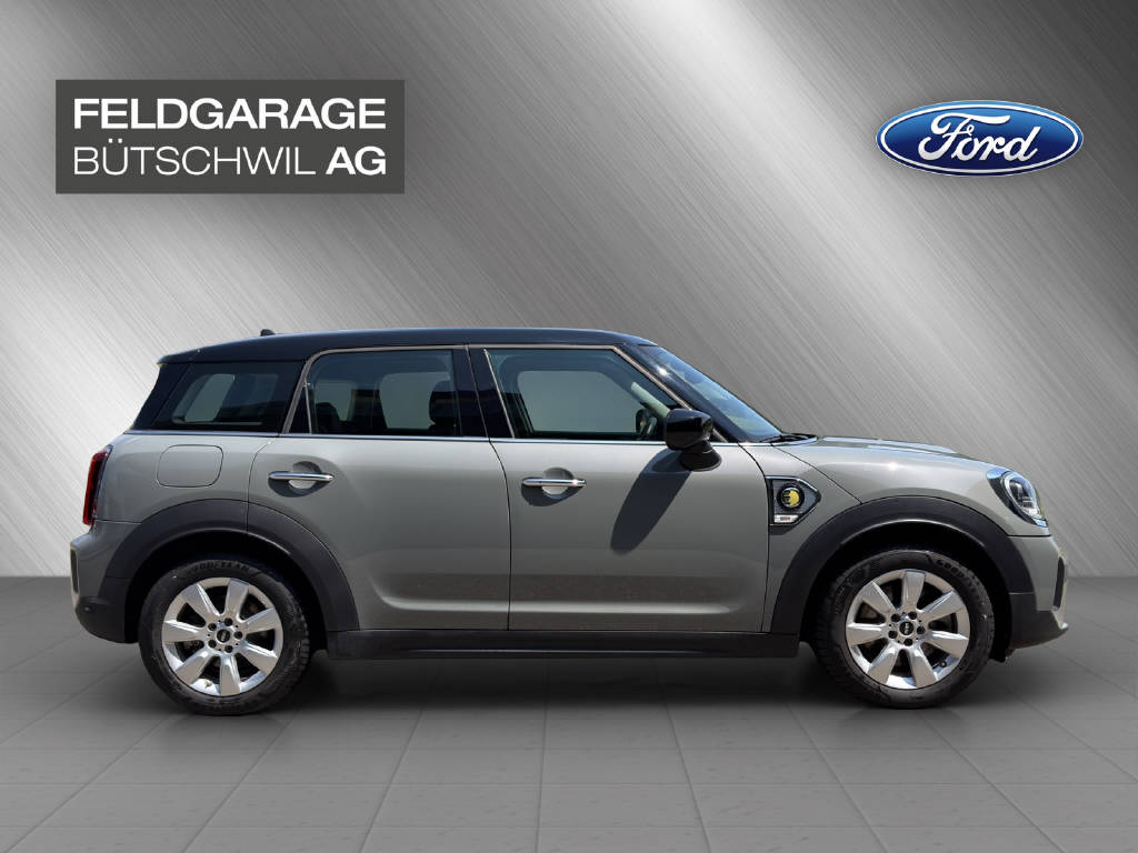 MINI Countryman F60 1.5i Cooper S E ALL4 **10 Jahre gratis Service**-image-4