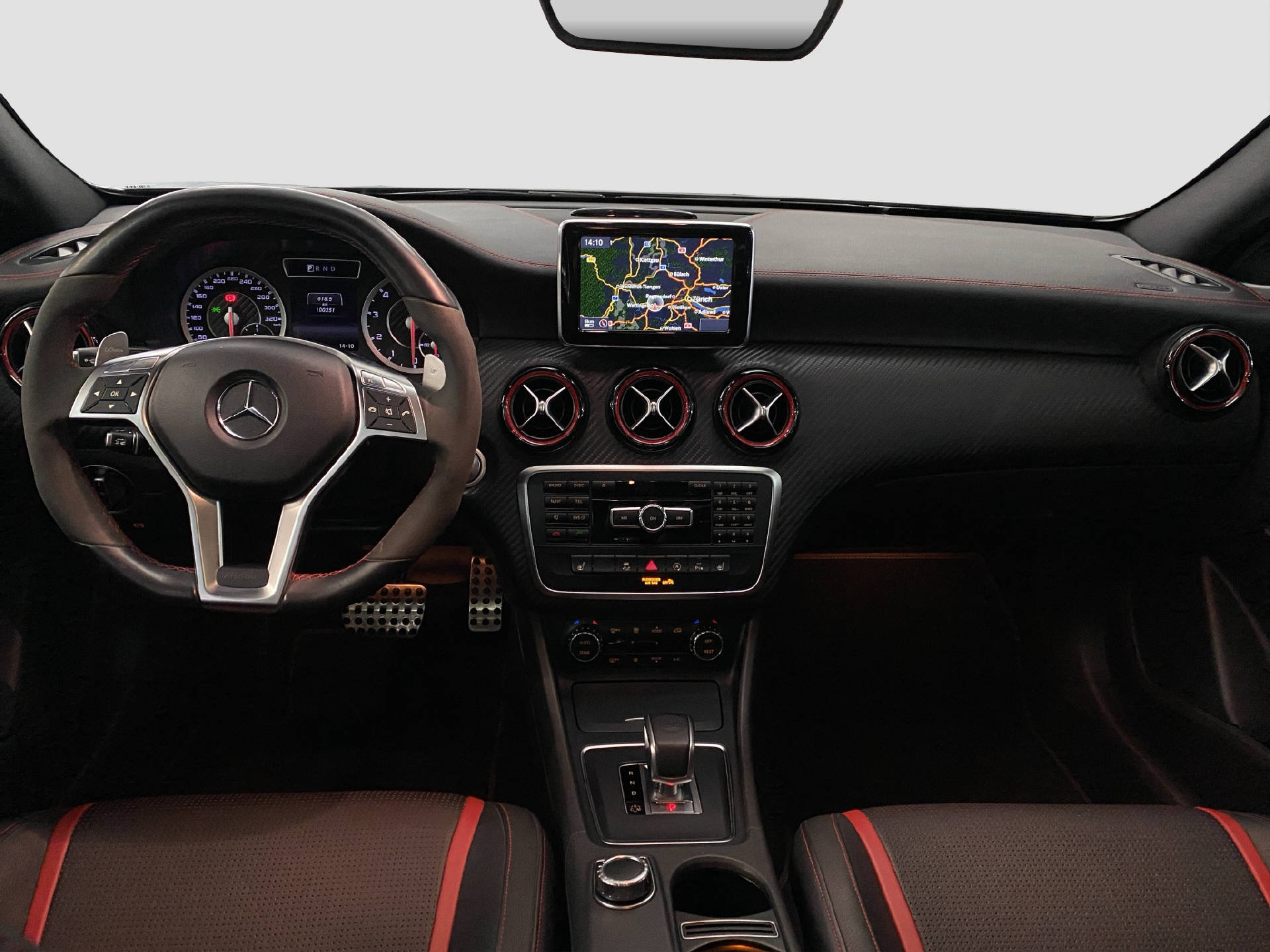 MERCEDES-BENZ A 45 AMG 4MATIC-image-9