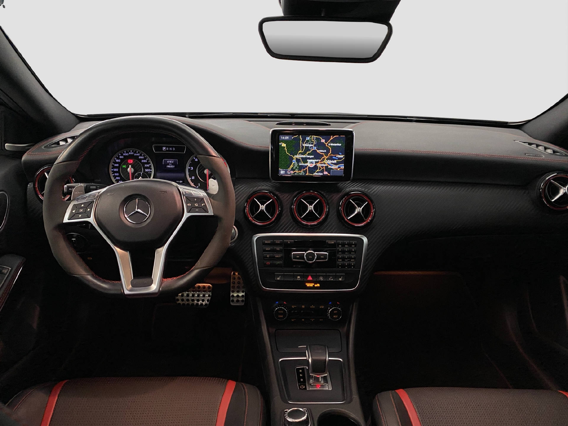 MERCEDES-BENZ A 45 AMG 4MATIC-image-7