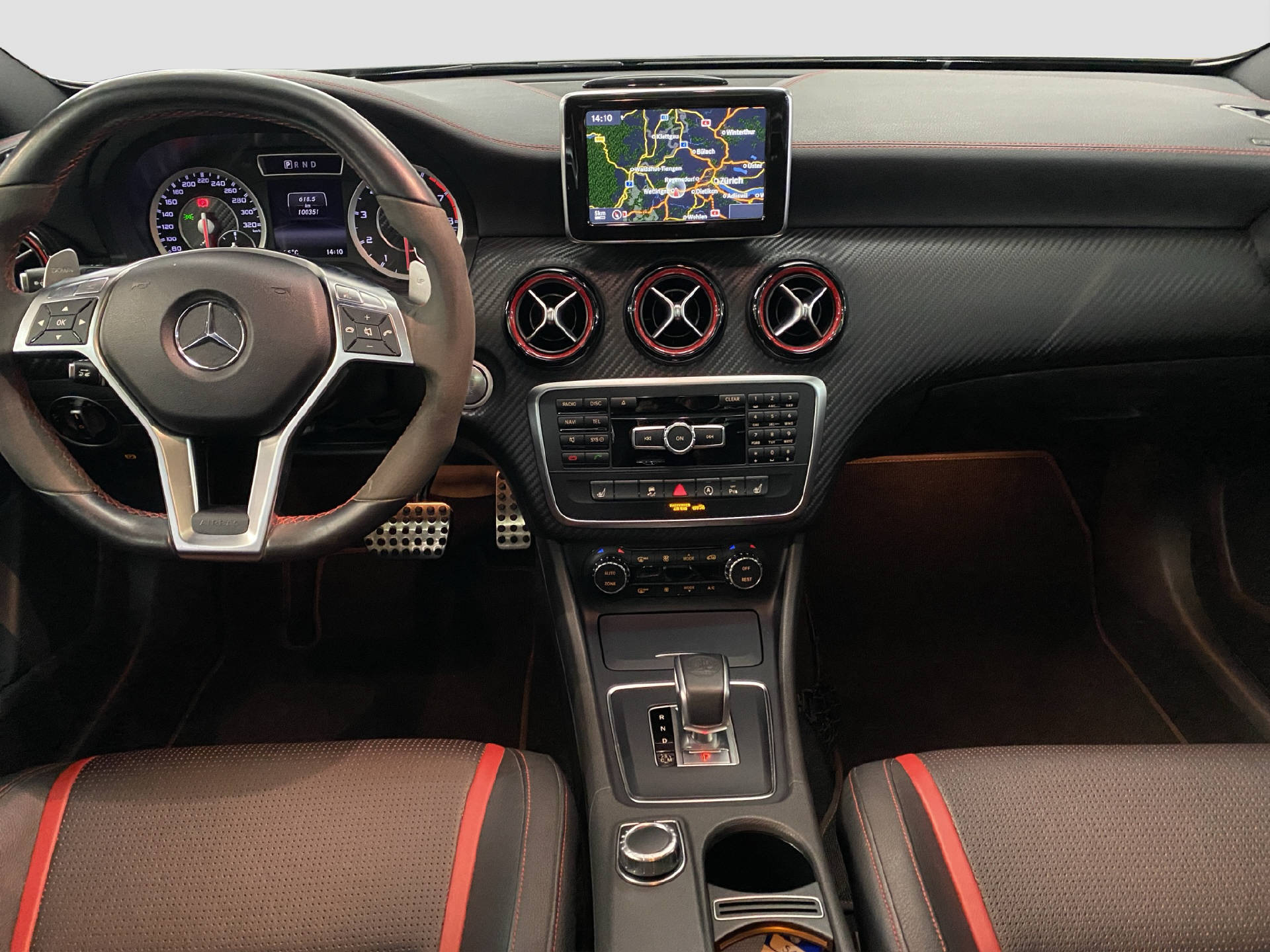 MERCEDES-BENZ A 45 AMG 4MATIC-image-10