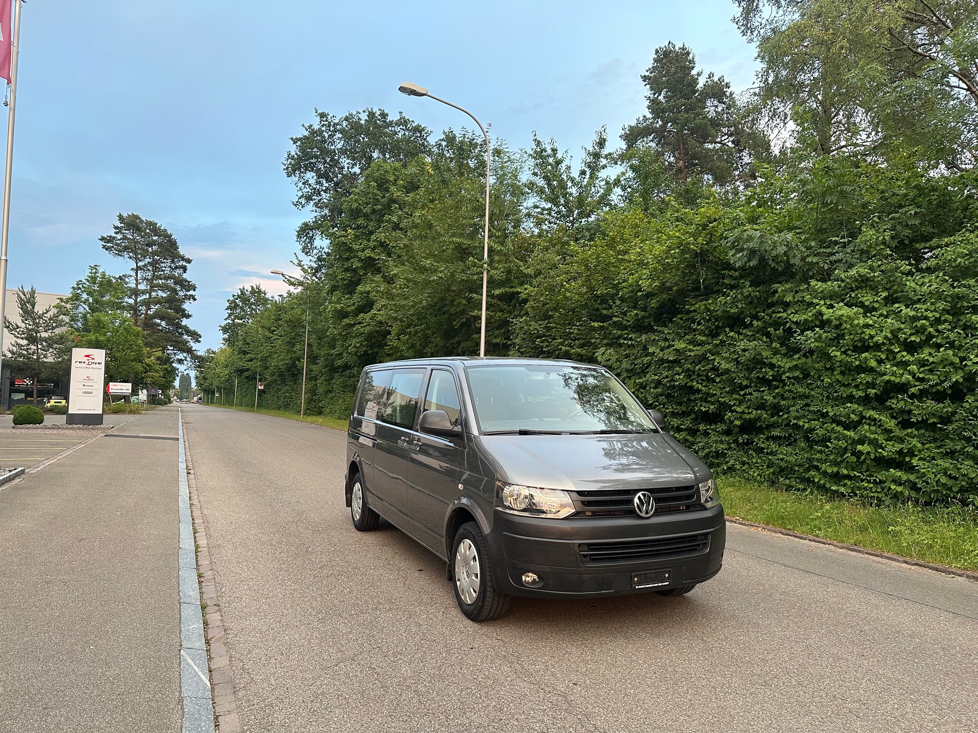 VW T5 2.0 TDI 4Motion-image-2