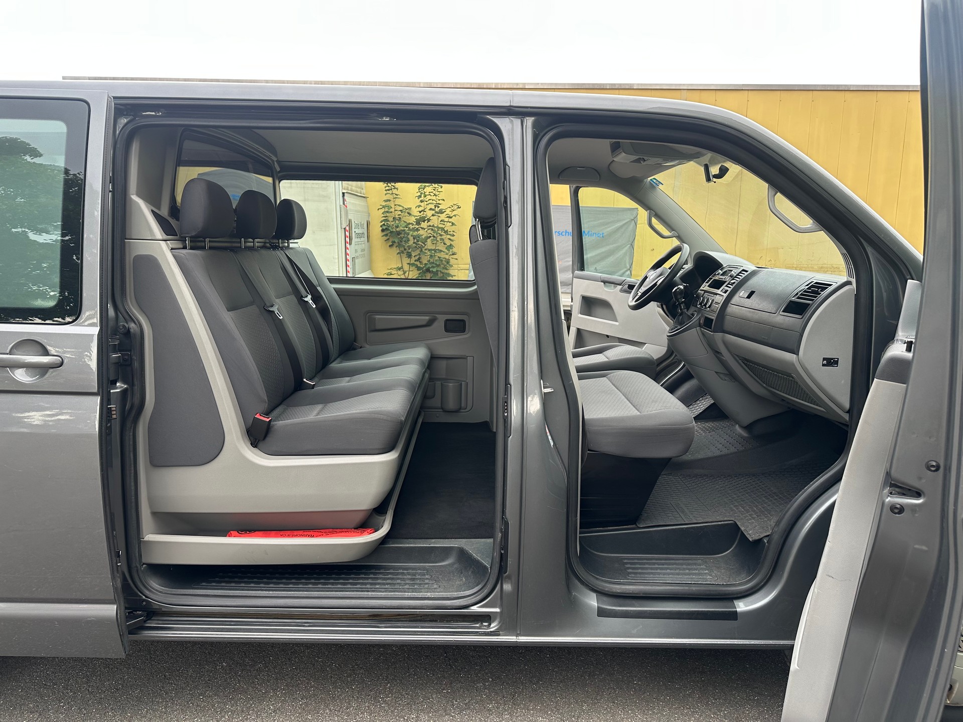 VW T5 2.0 TDI 4Motion-image-15