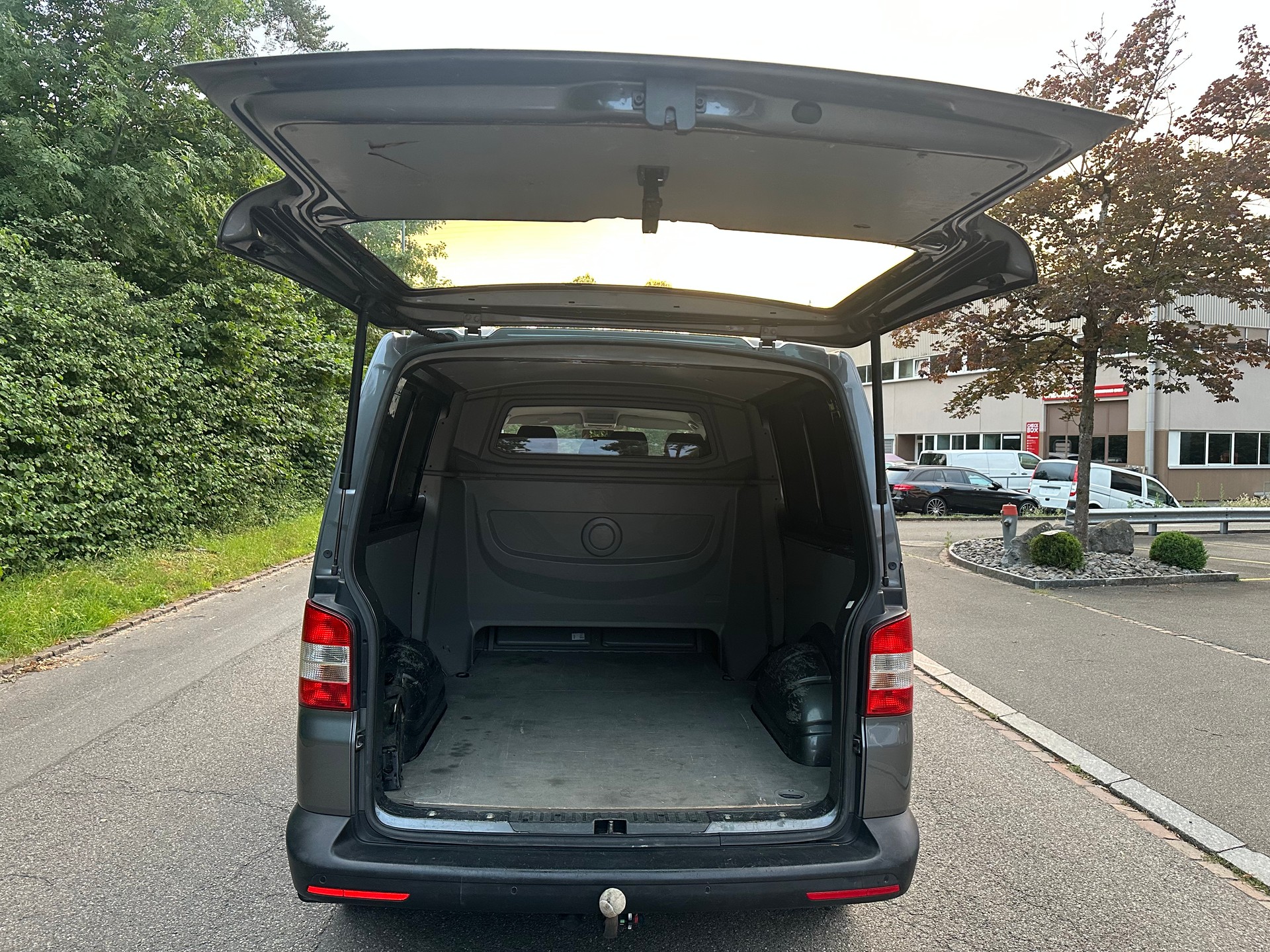 VW T5 2.0 TDI 4Motion-image-12