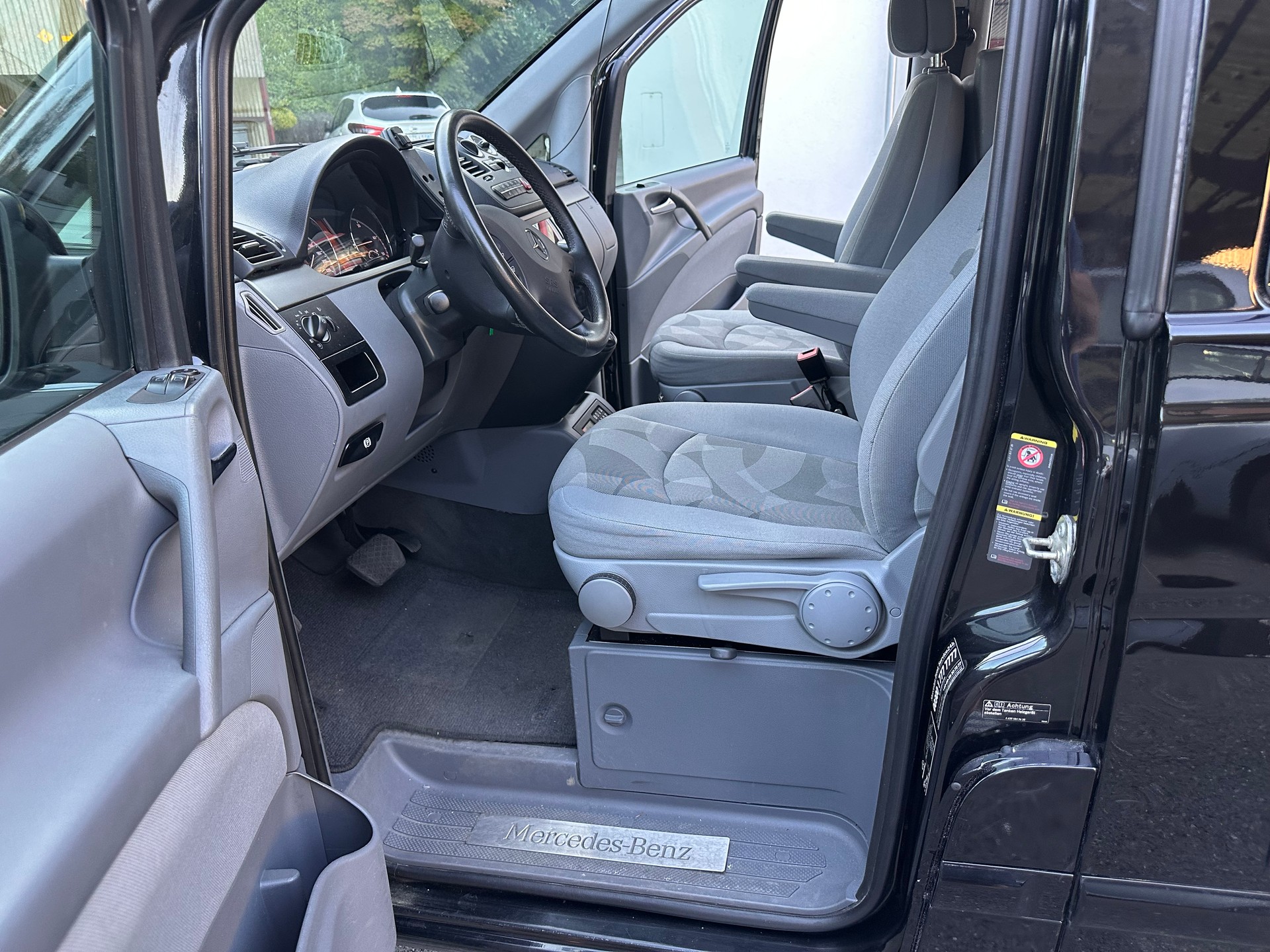 MERCEDES-BENZ Viano Marco Polo 3.0 L Aut.-image-7
