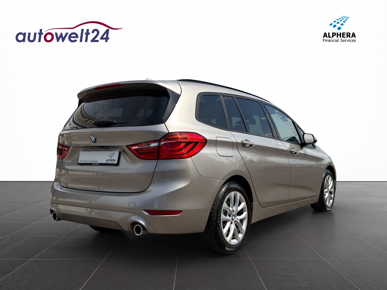 BMW 220d xDrive Gran Tourer Steptronic Travel Edition-image-4