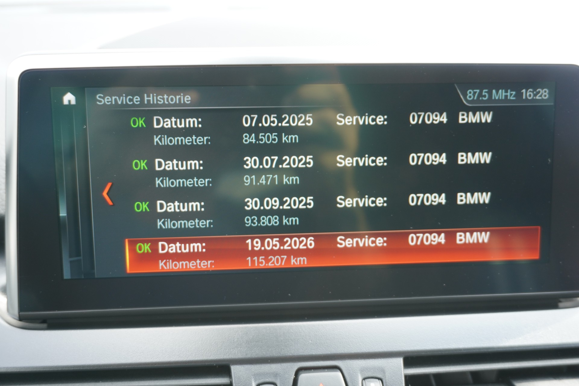BMW 220d xDrive Gran Tourer Steptronic Travel Edition-image-36