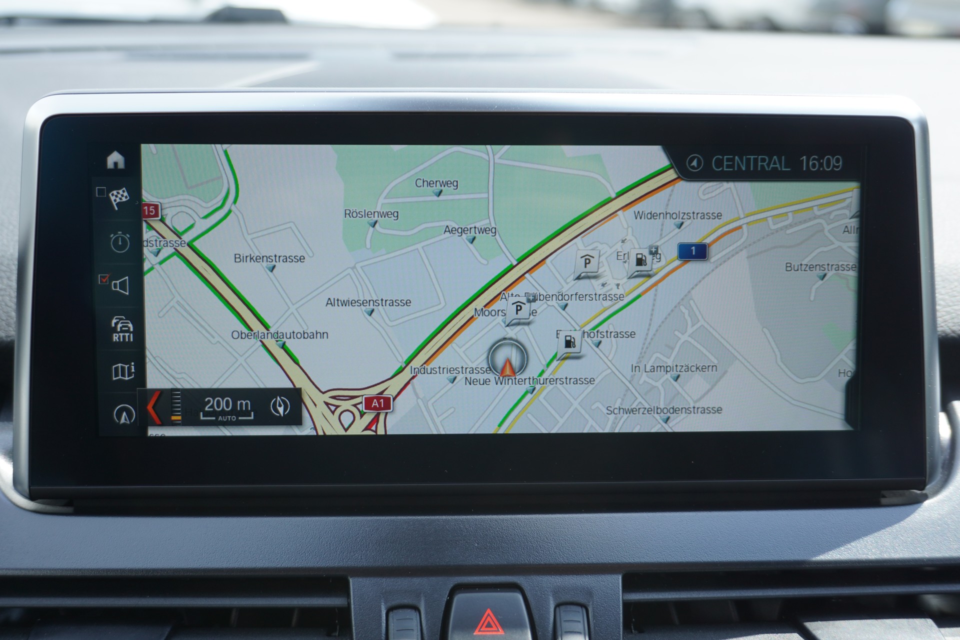 BMW 220d xDrive Gran Tourer Steptronic Travel Edition-image-29