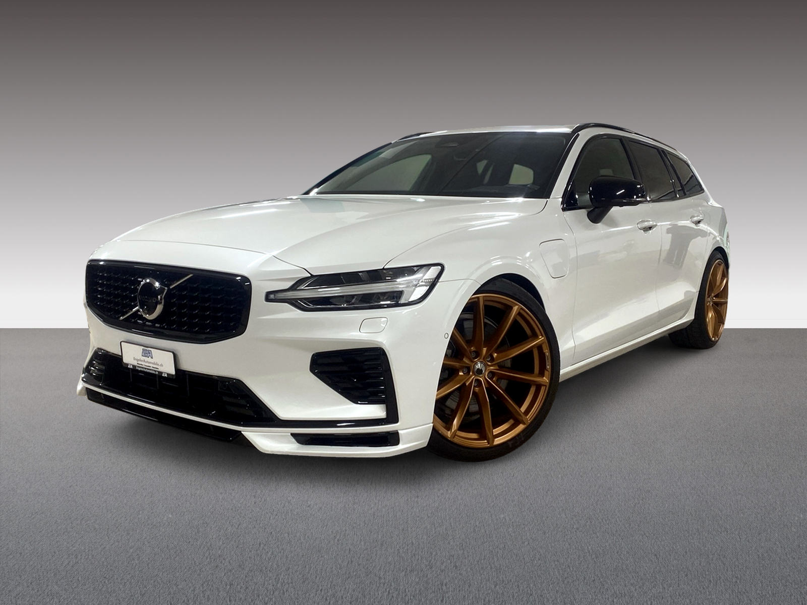 VOLVO V60 2.0 T8 TE Ultra Dark Heico-image-0