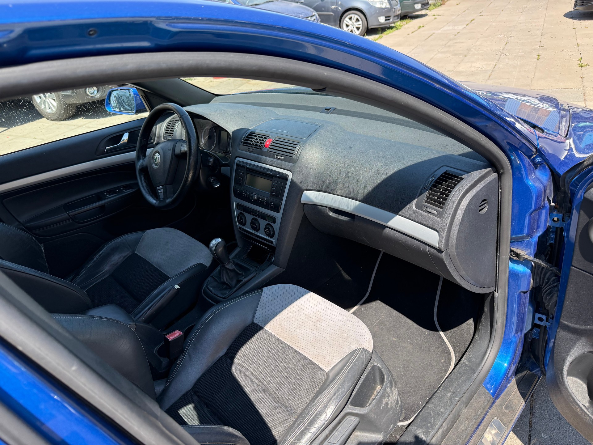 SKODA Octavia 2.0 TDI RS-image-7