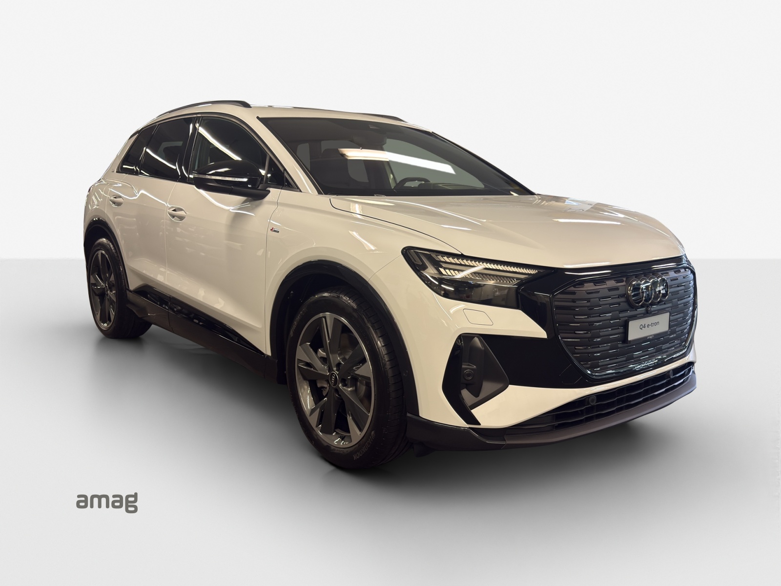 AUDI Q4 e-tron 45 Edition Swiss Ski quattro-image-5
