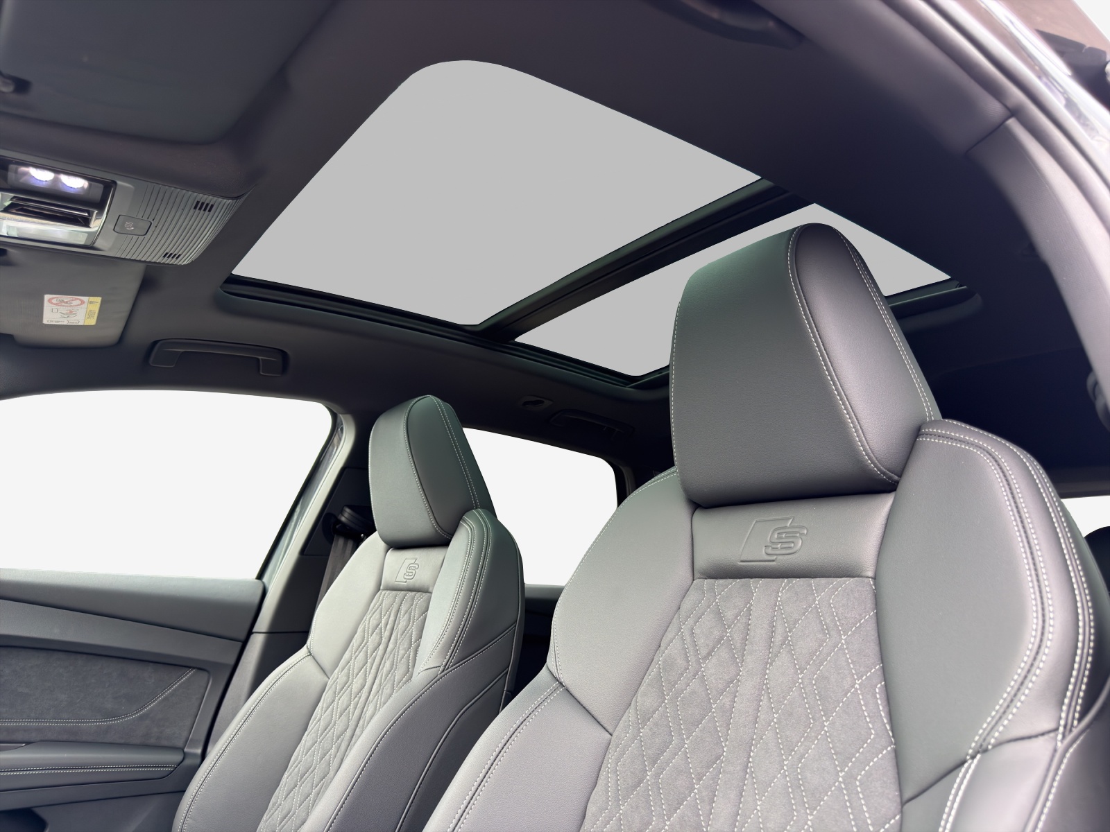 AUDI Q4 e-tron SUV quattro performance-image-15