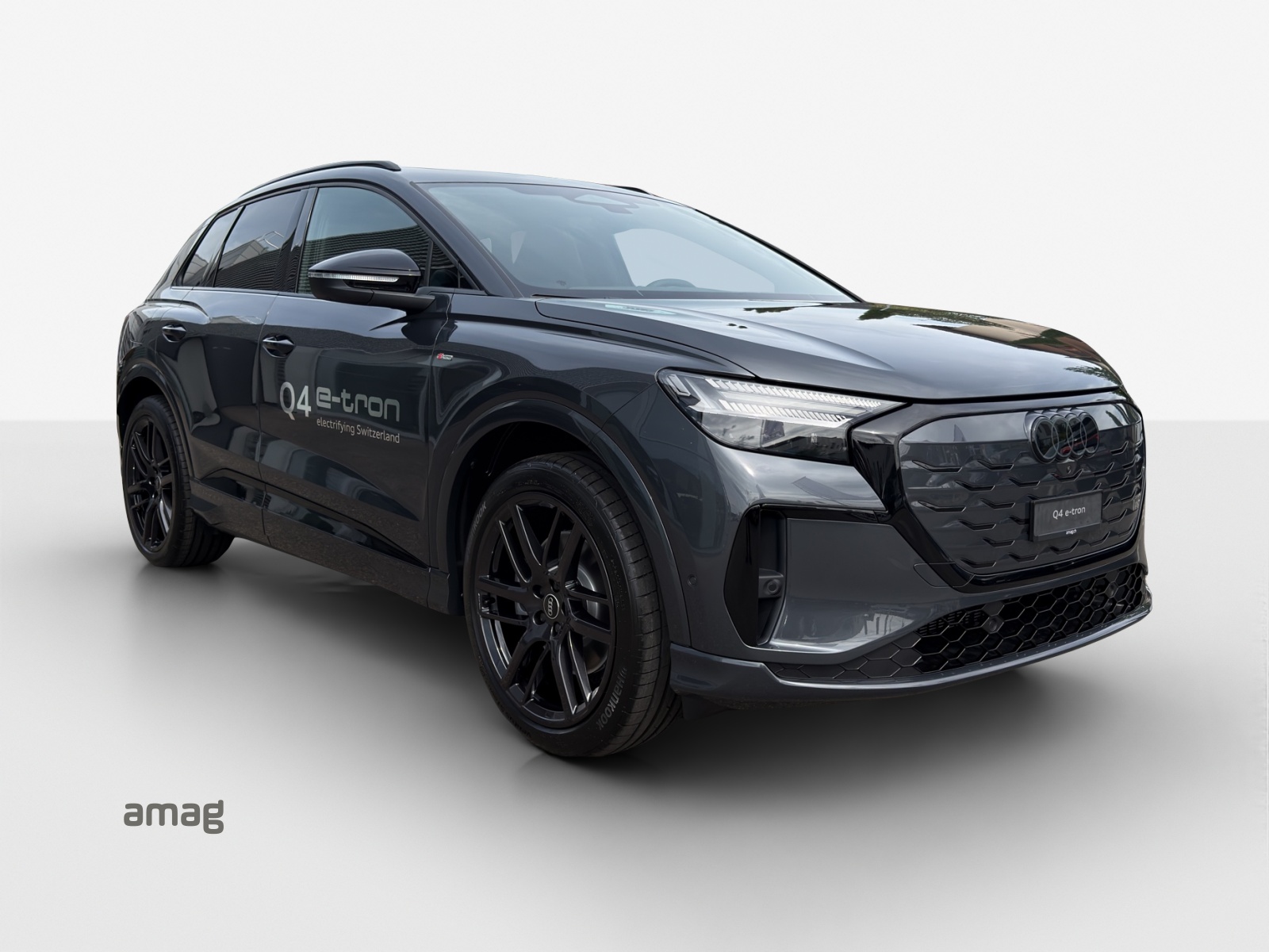 AUDI Q4 e-tron SUV quattro performance-image-5
