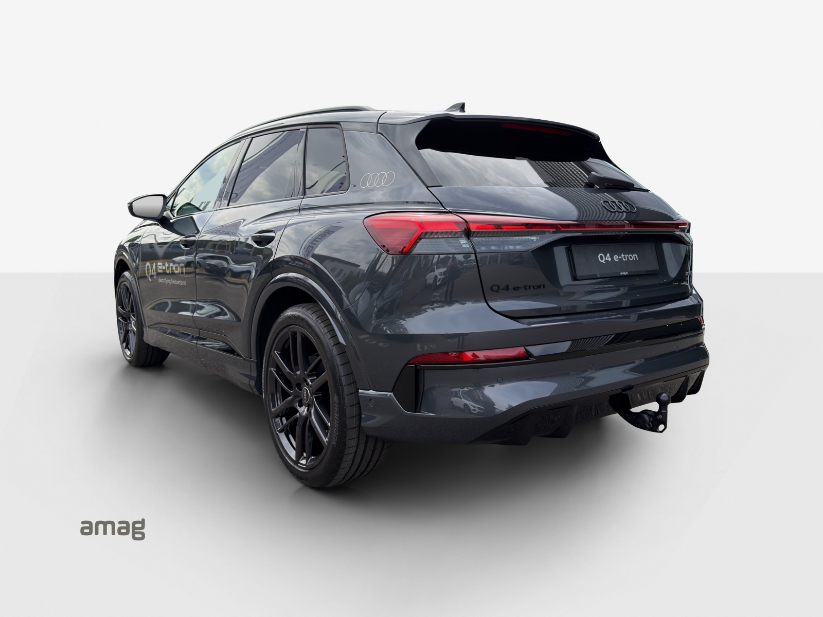 AUDI Q4 e-tron SUV quattro performance-image-14