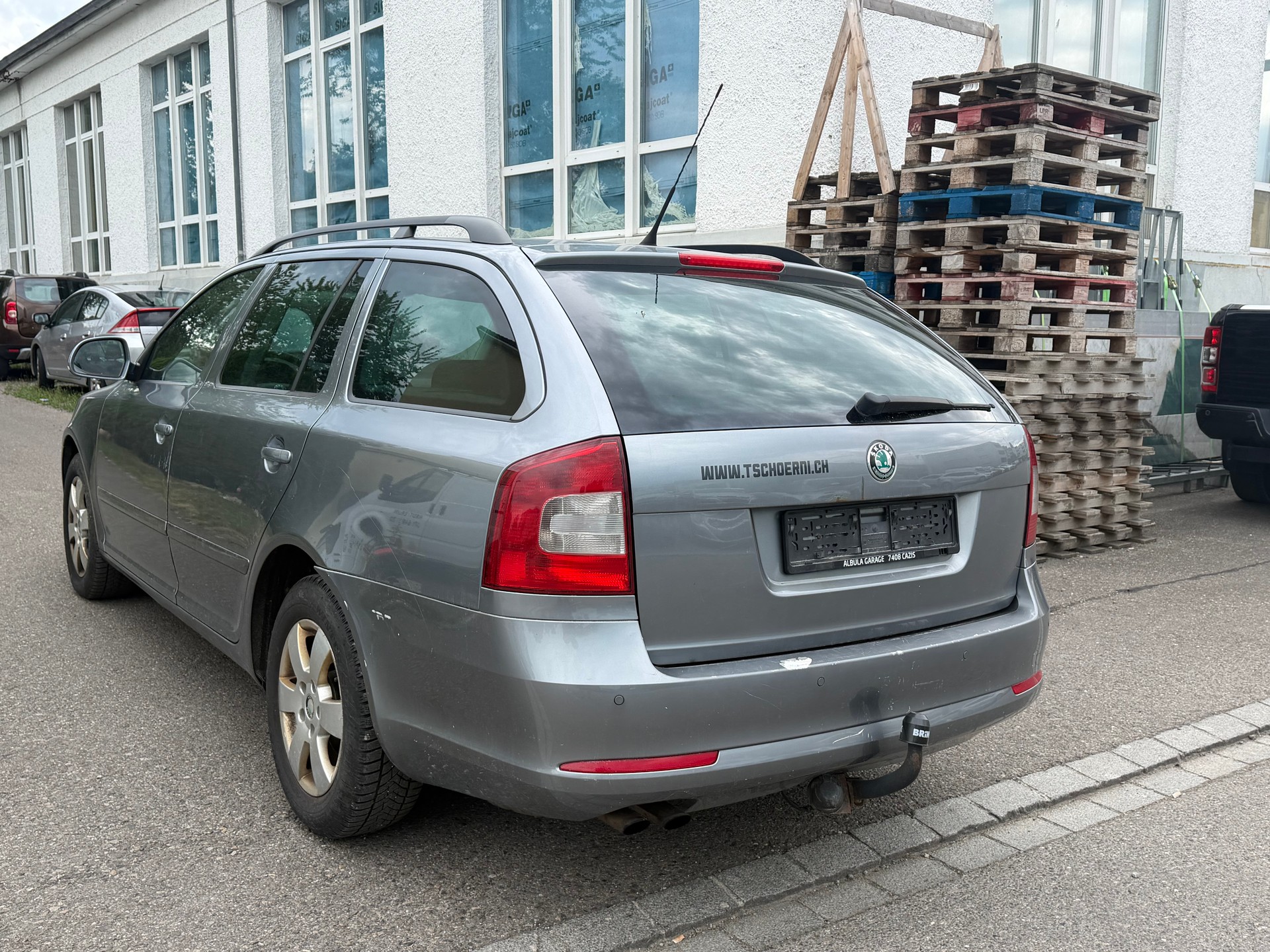 SKODA Octavia Combi 1.6 TDI Ambition 4x4-image-4
