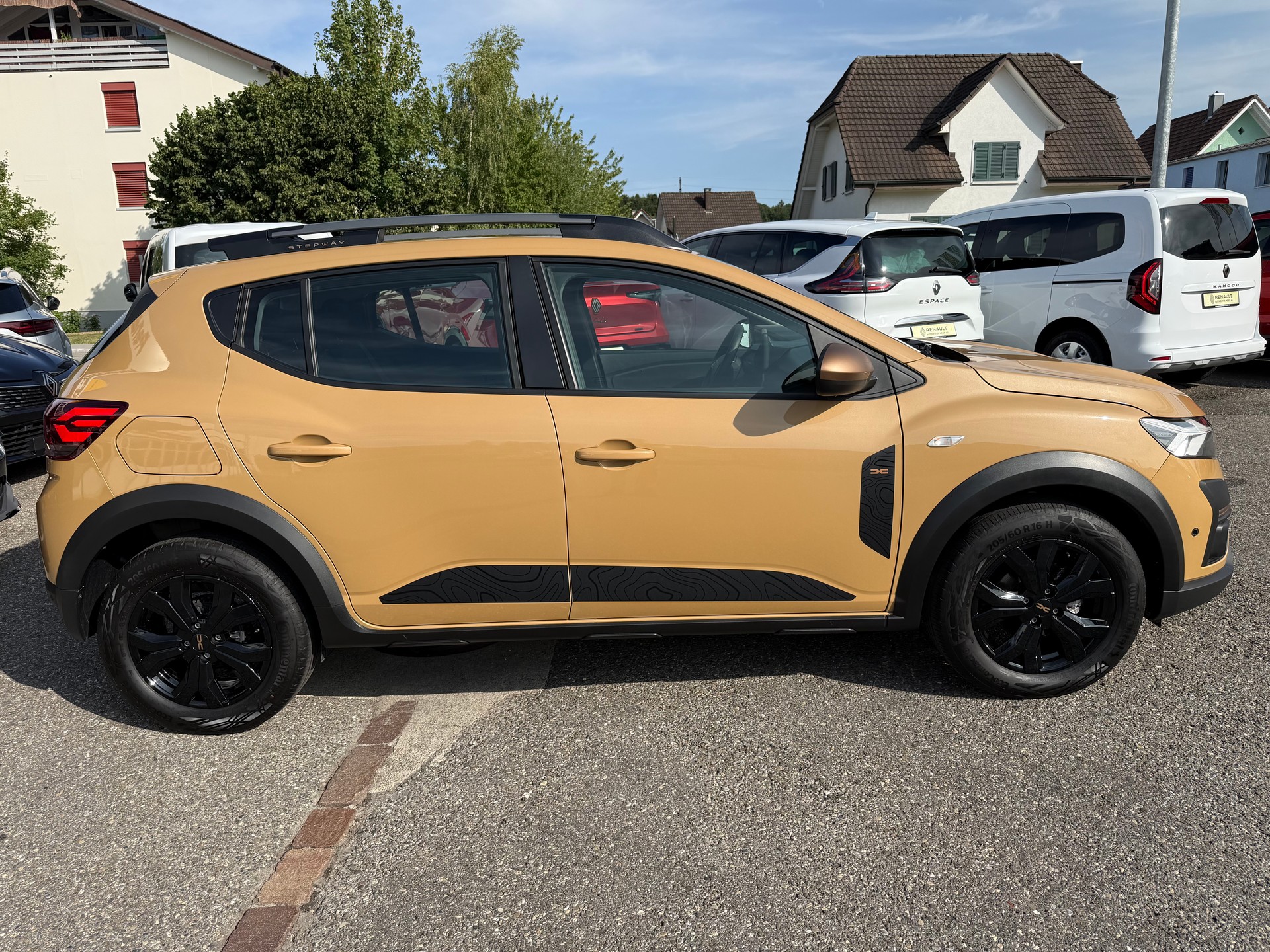 DACIA Sandero Stepway TCe 90 Extreme CVT-image-6