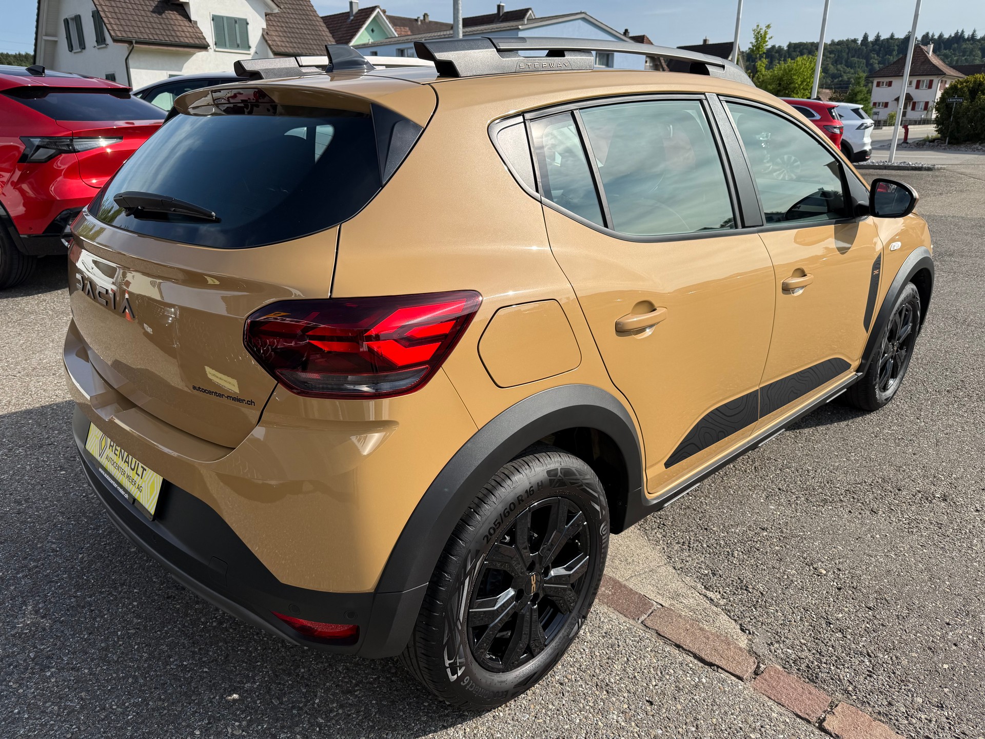 DACIA Sandero Stepway TCe 90 Extreme CVT-image-5