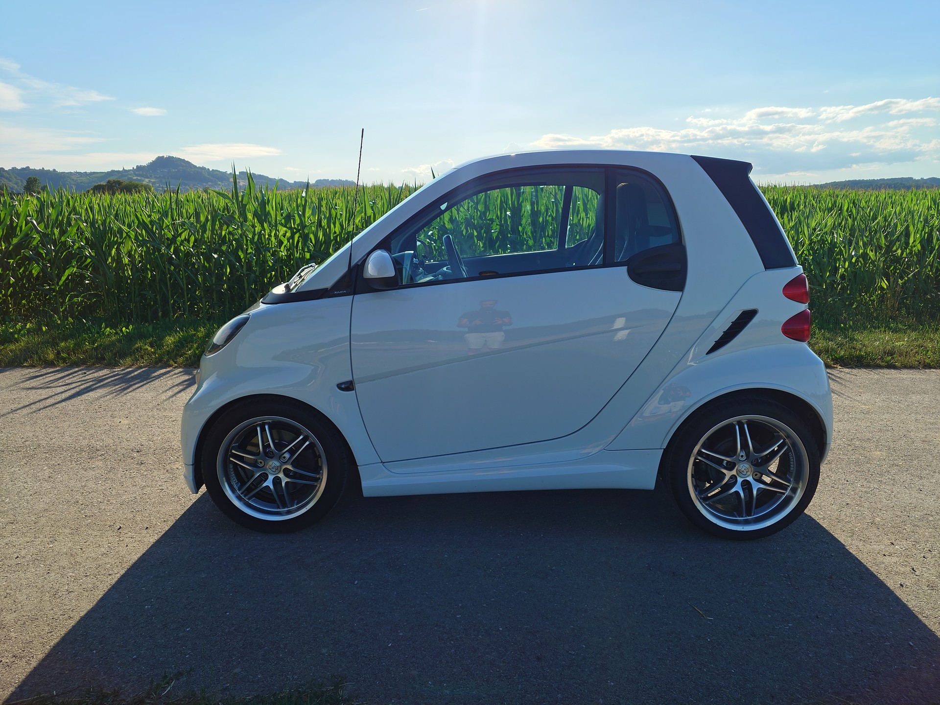 SMART fortwo Brabus Xclusive softouch-showroom-element-1