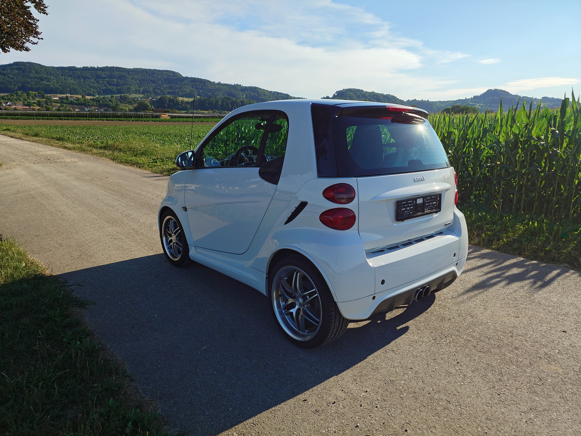 SMART fortwo Brabus Xclusive softouch-showroom-element-2