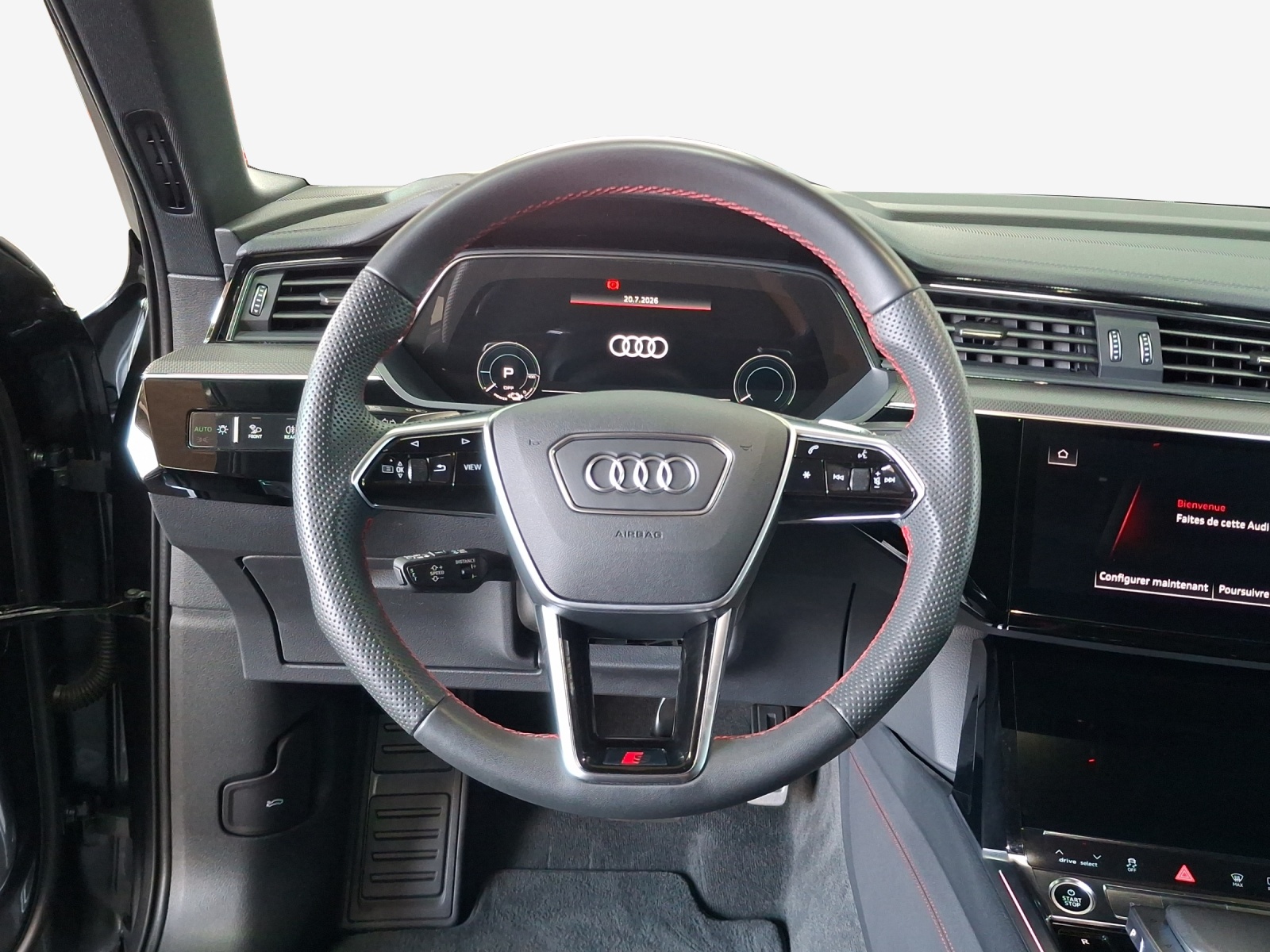 AUDI Q8 Sportback 55 e-tron Black Edition quattro-image-9