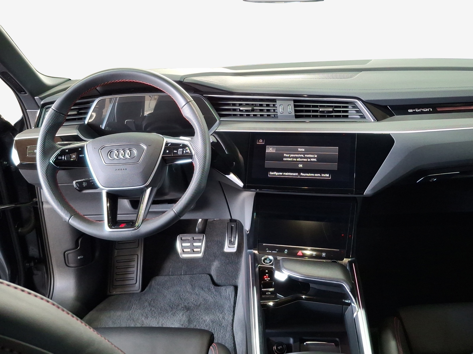 AUDI Q8 Sportback 55 e-tron Black Edition quattro-image-8