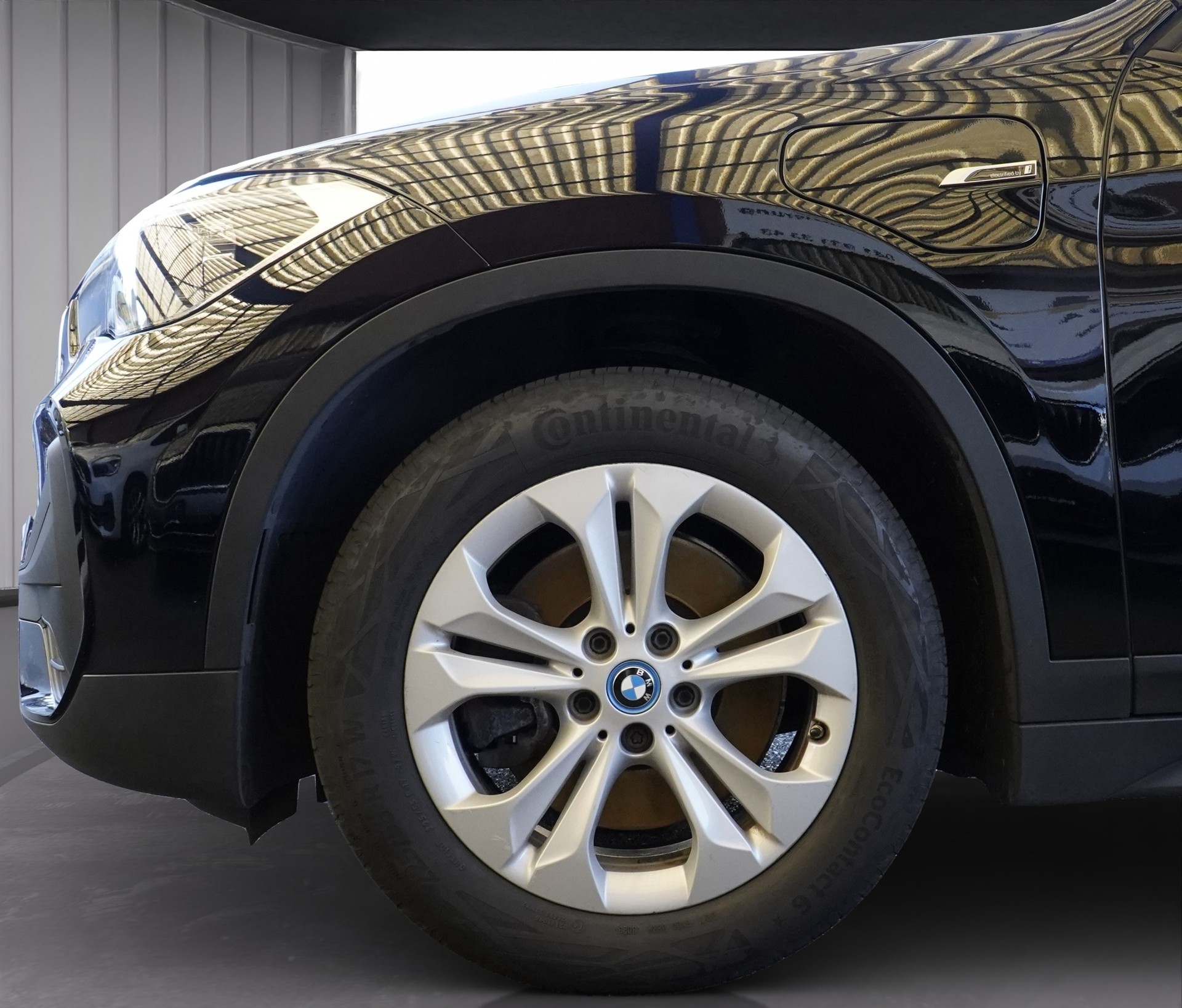 BMW X1 xDrive 25e Steptronic *CH Fahrzeug*-image-7