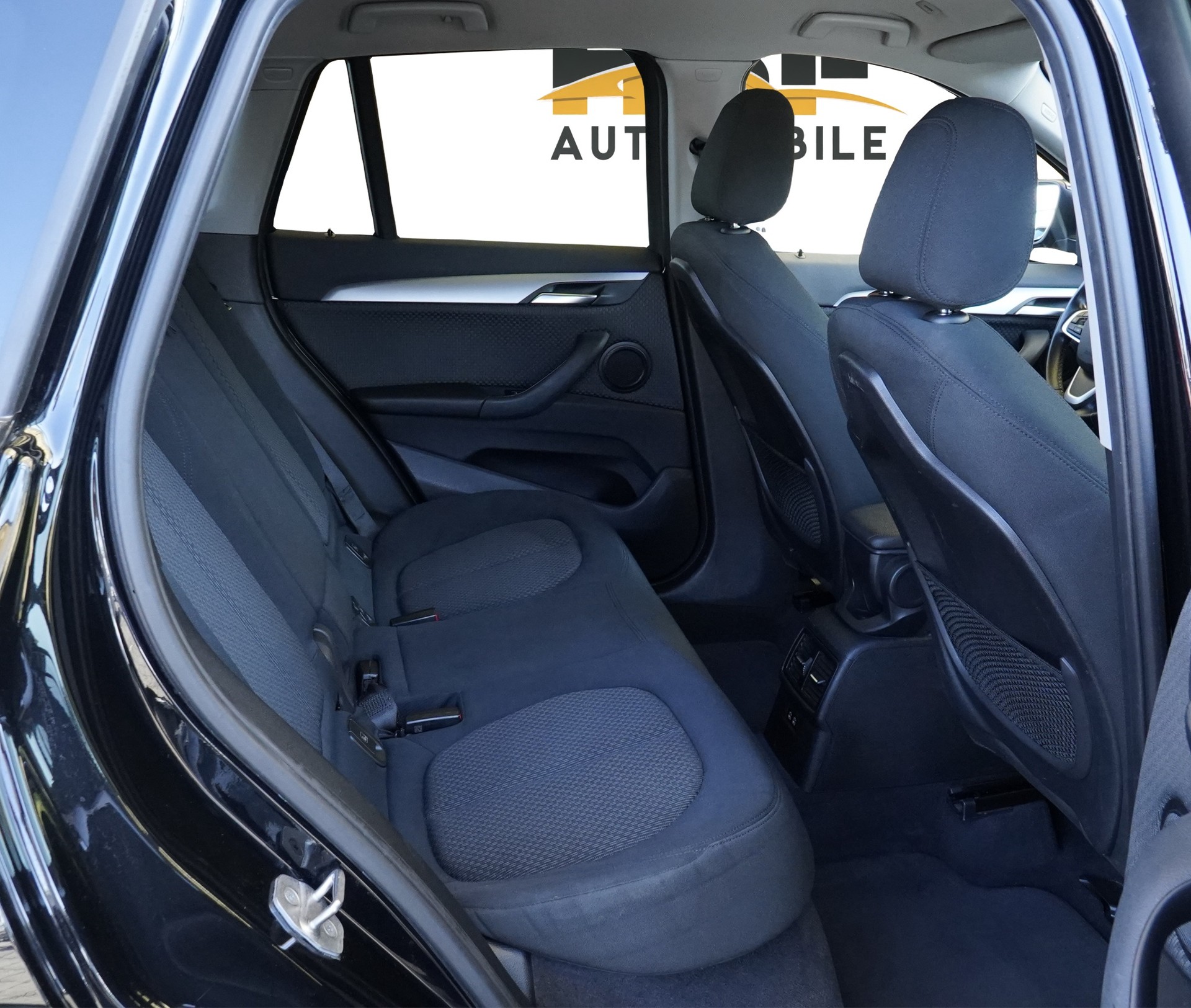 BMW X1 xDrive 25e Steptronic *CH Fahrzeug*-image-15