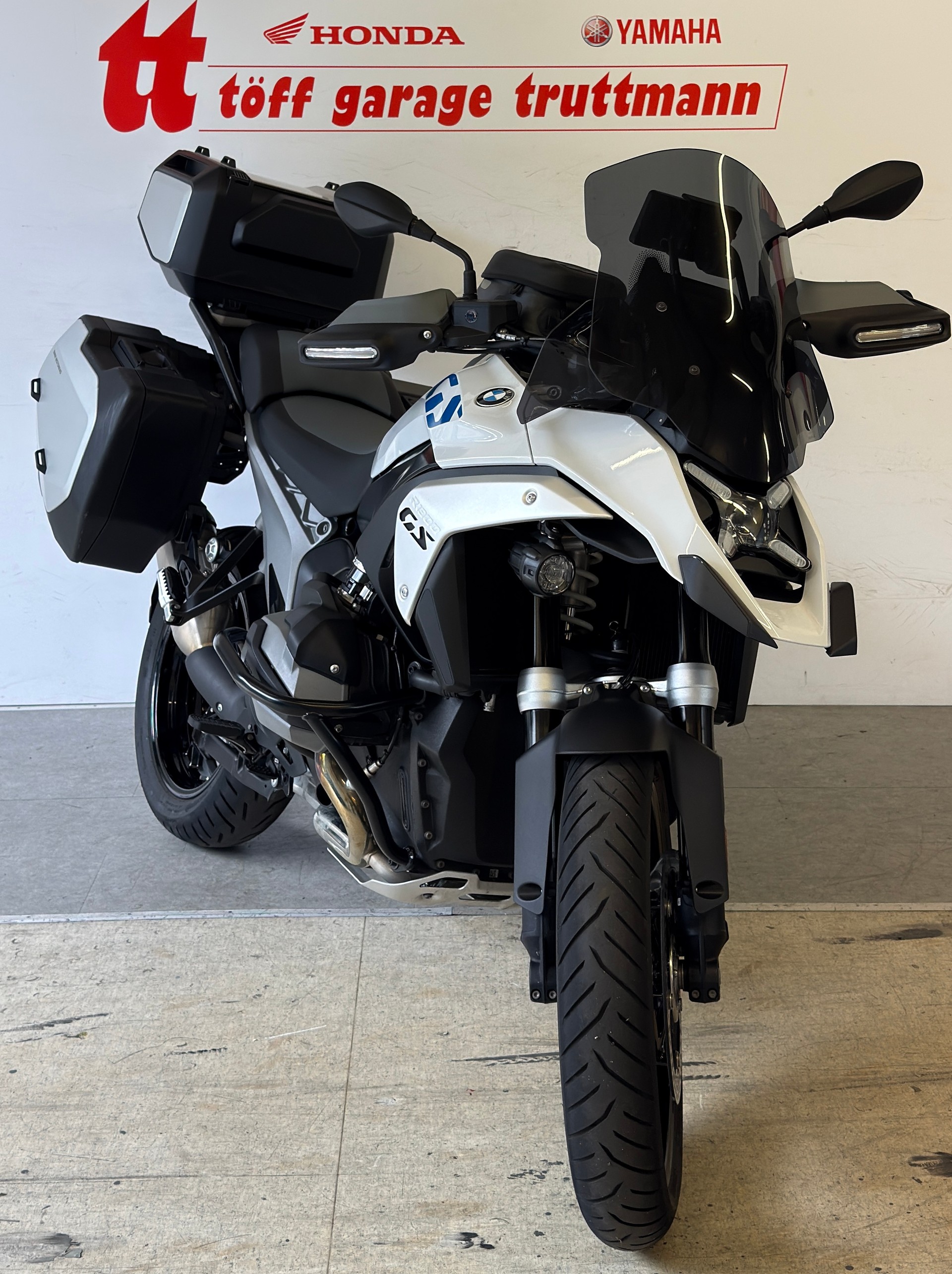 BMW R 1300 GS-showroom-element-2
