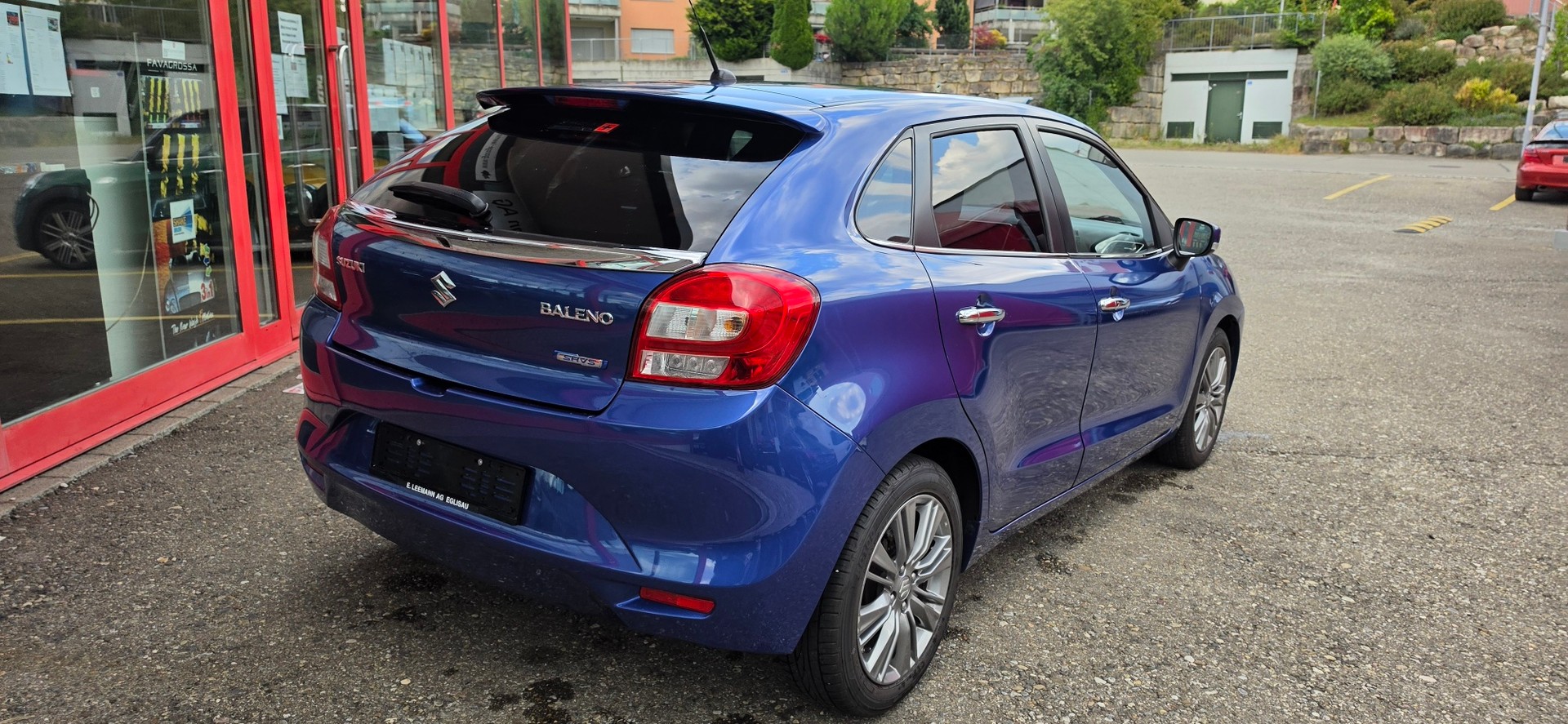 SUZUKI Baleno 1.2i Compact Top Hybrid-showroom-element-2