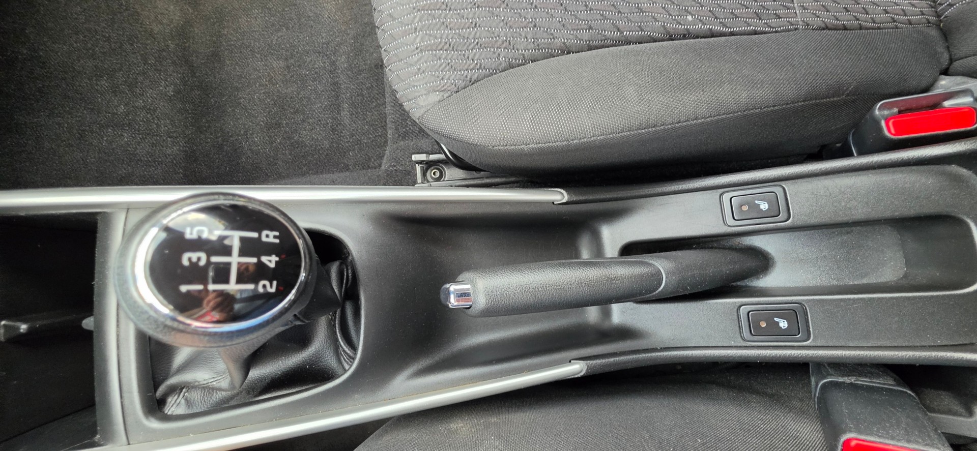 SUZUKI Baleno 1.2i Compact Top Hybrid-image-23