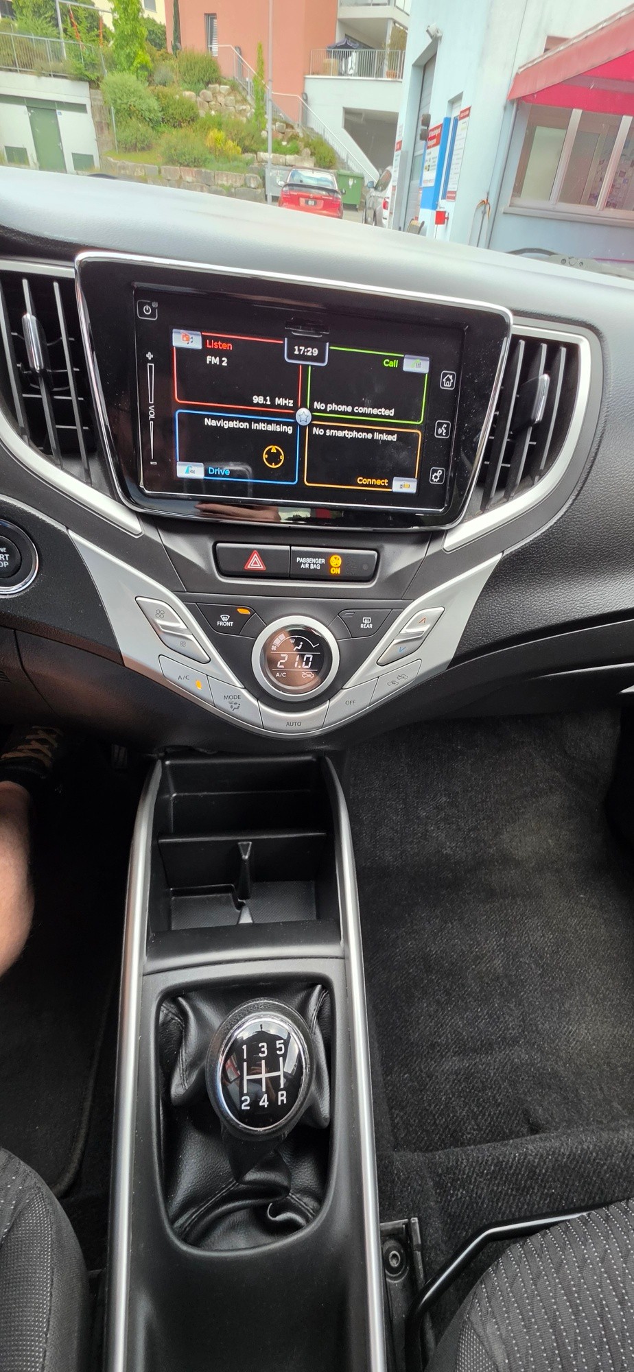 SUZUKI Baleno 1.2i Compact Top Hybrid-image-21