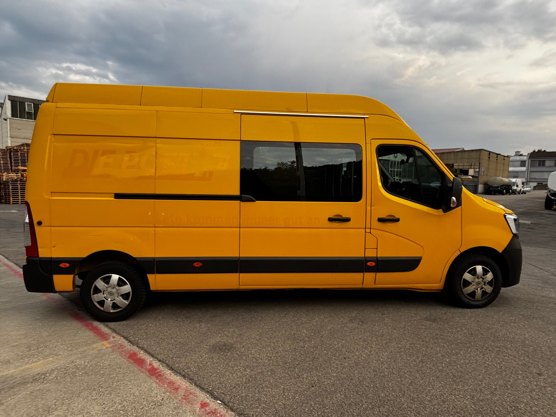 RENAULT Master T35 2.3dCi 135 L3H3-image-3