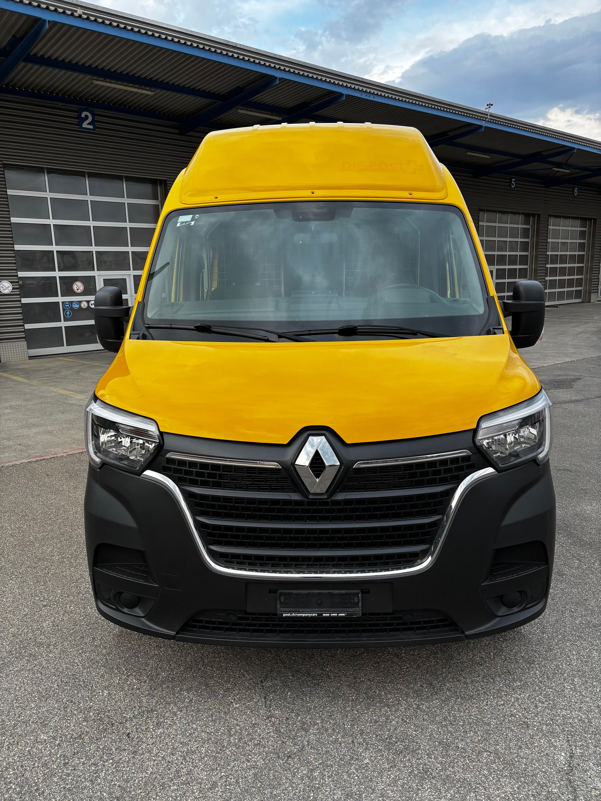 RENAULT Master T35 2.3dCi 135 L3H3-image-7