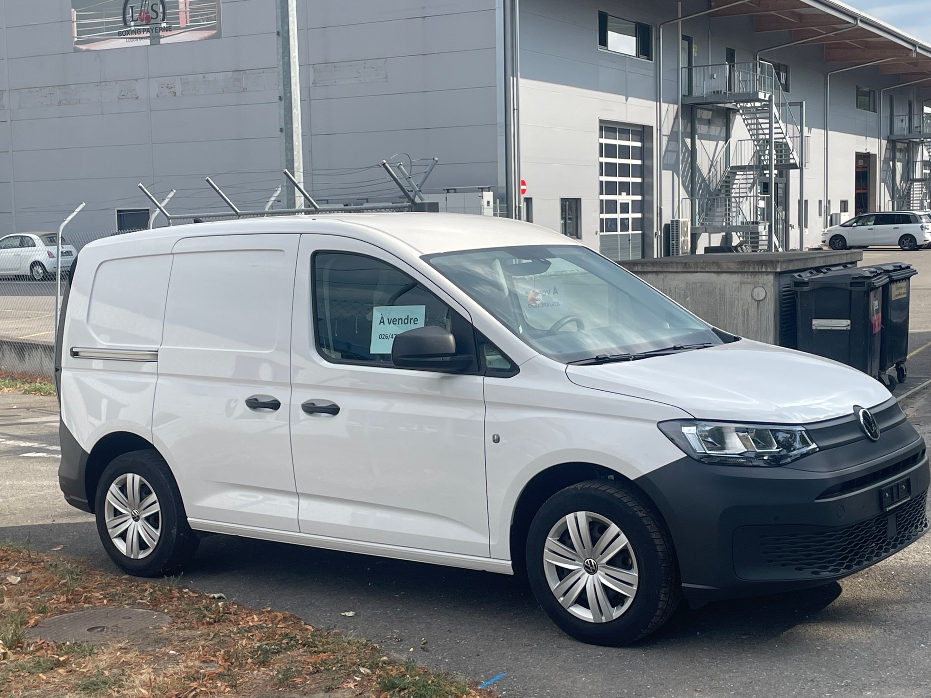 VW Caddy 2.0 TDI 122 4Motion-image-0
