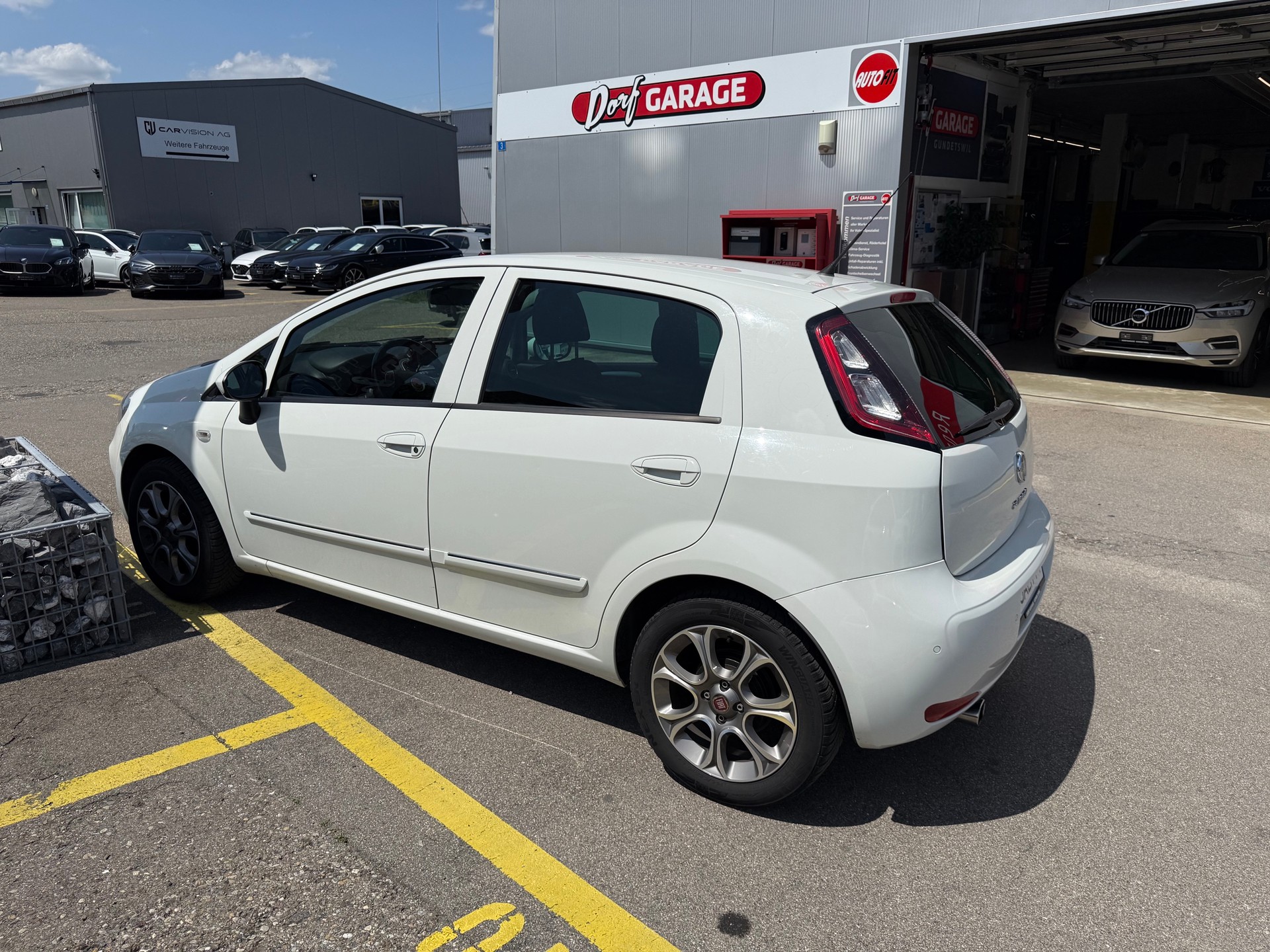FIAT PUNTO LOUNGE 1.2 8v-image-4