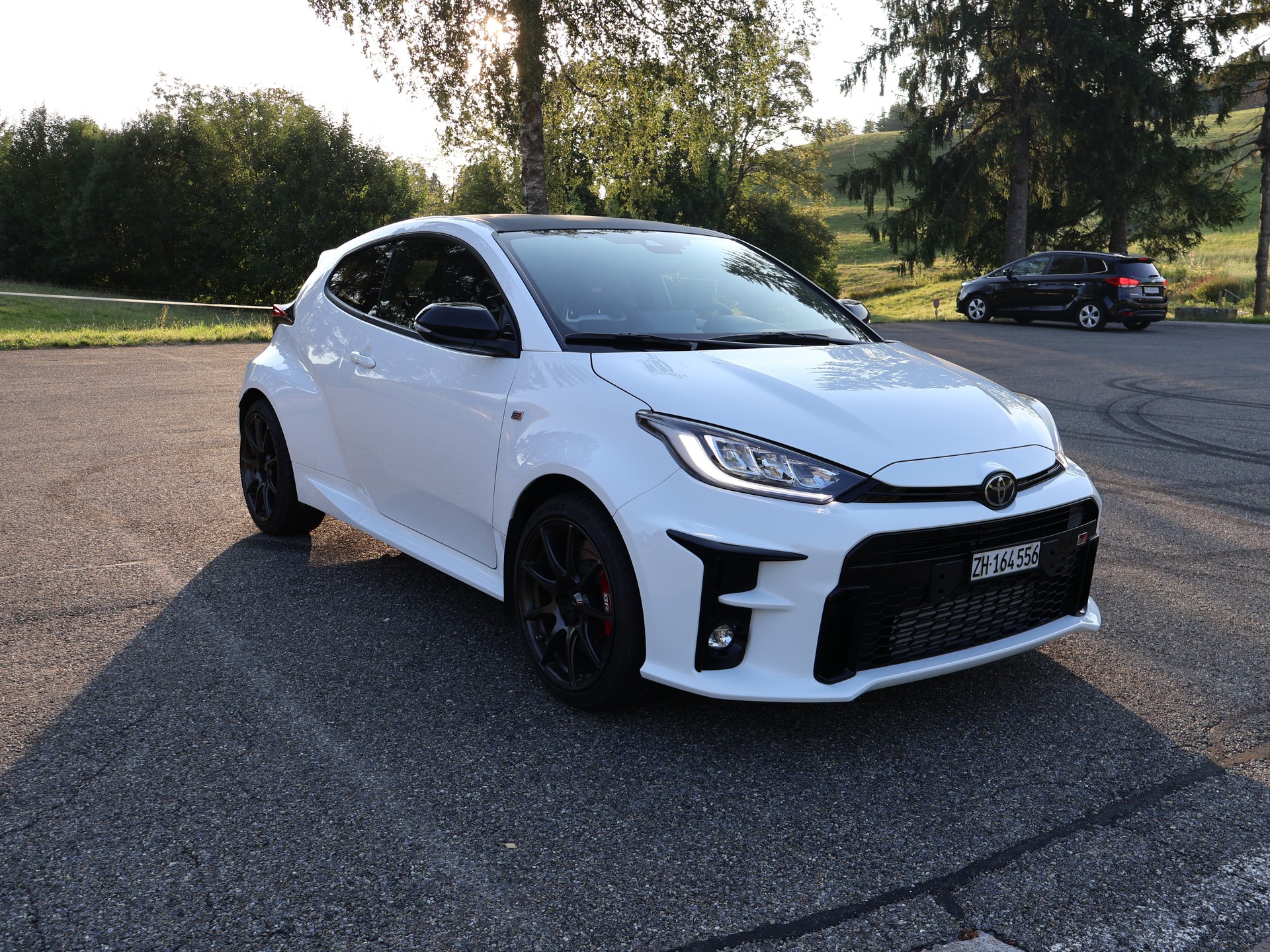 TOYOTA 1.6 Turbo Sport 4x4-image-0