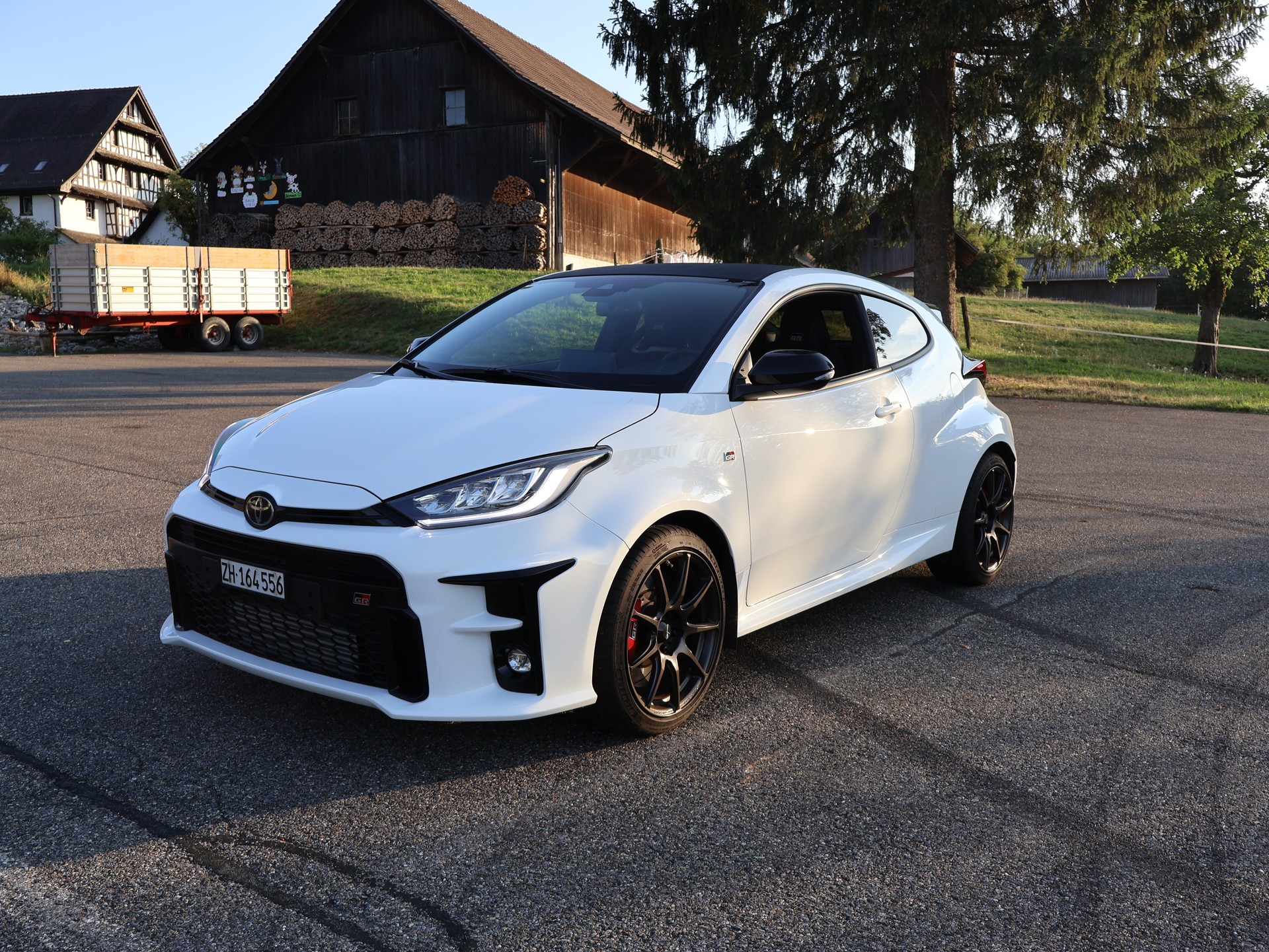 TOYOTA 1.6 Turbo Sport 4x4-image-1
