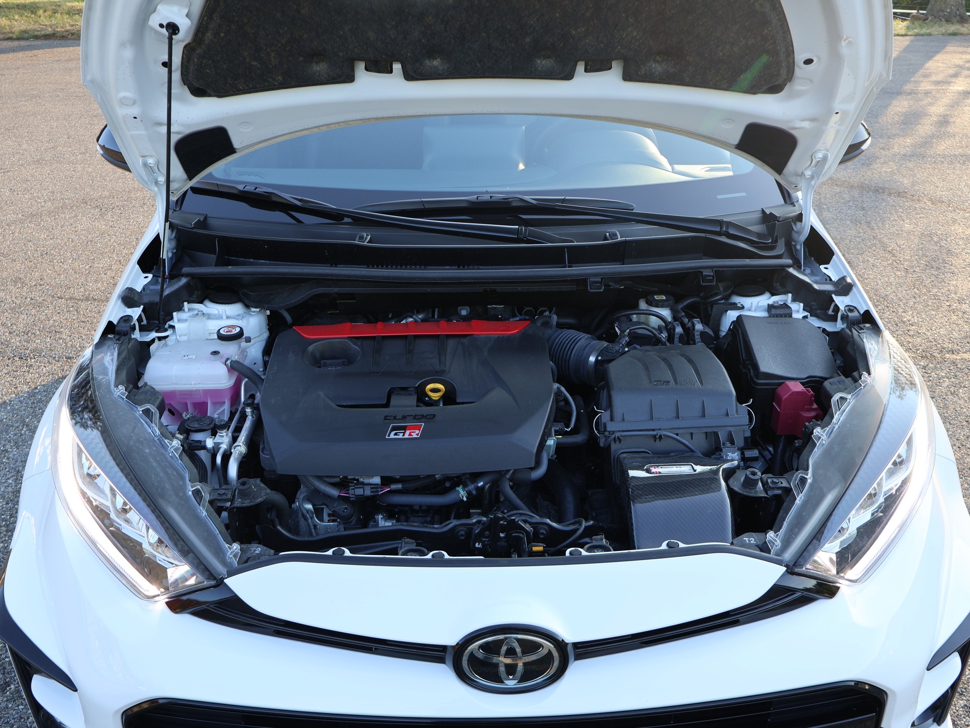 TOYOTA 1.6 Turbo Sport 4x4-image-4