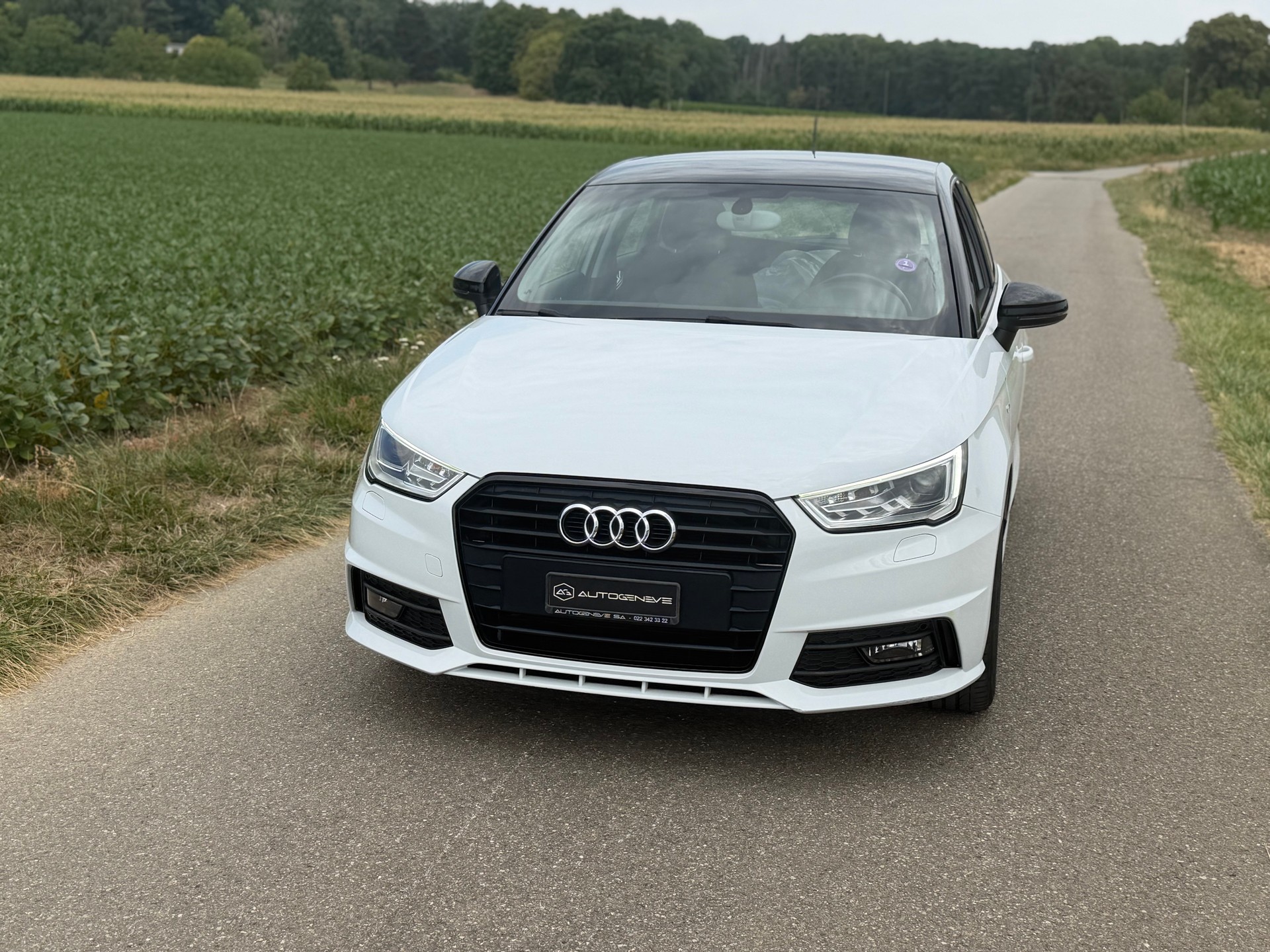 AUDI A1 Sportback 1.0 TFSI Sport S-tronic-image-0