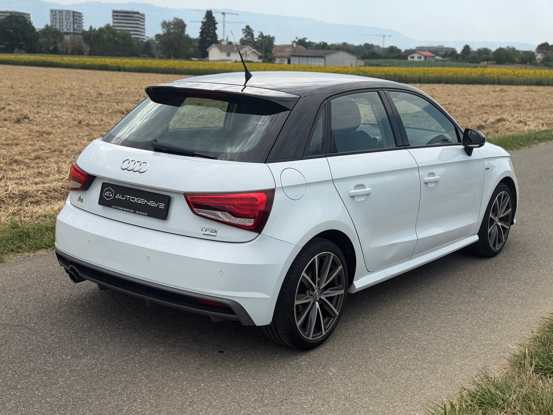 AUDI A1 Sportback 1.0 TFSI Sport S-tronic-image-7