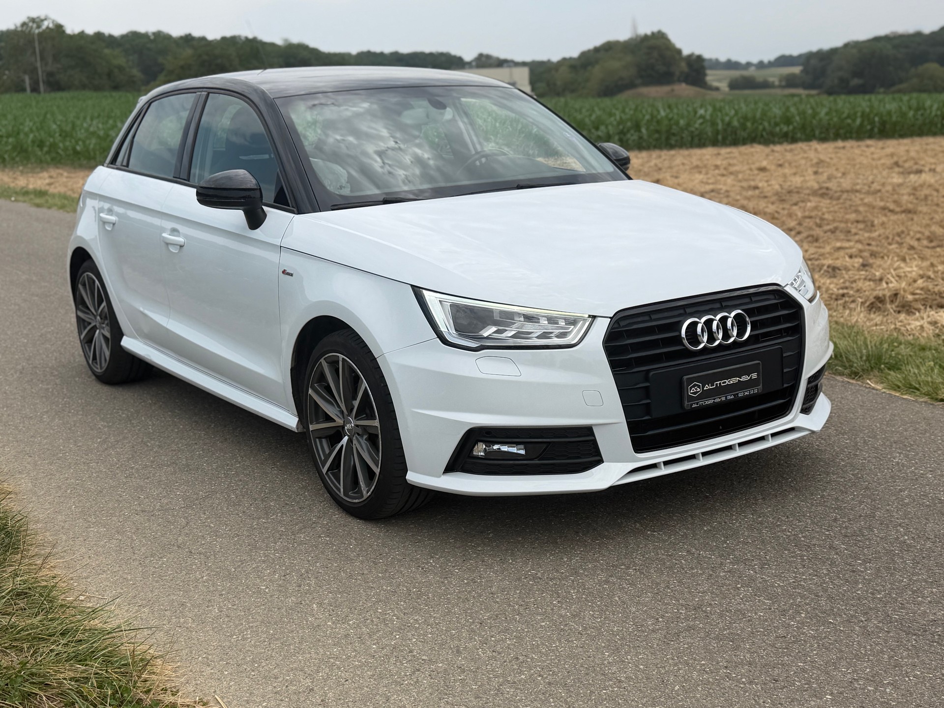 AUDI A1 Sportback 1.0 TFSI Sport S-tronic-image-9