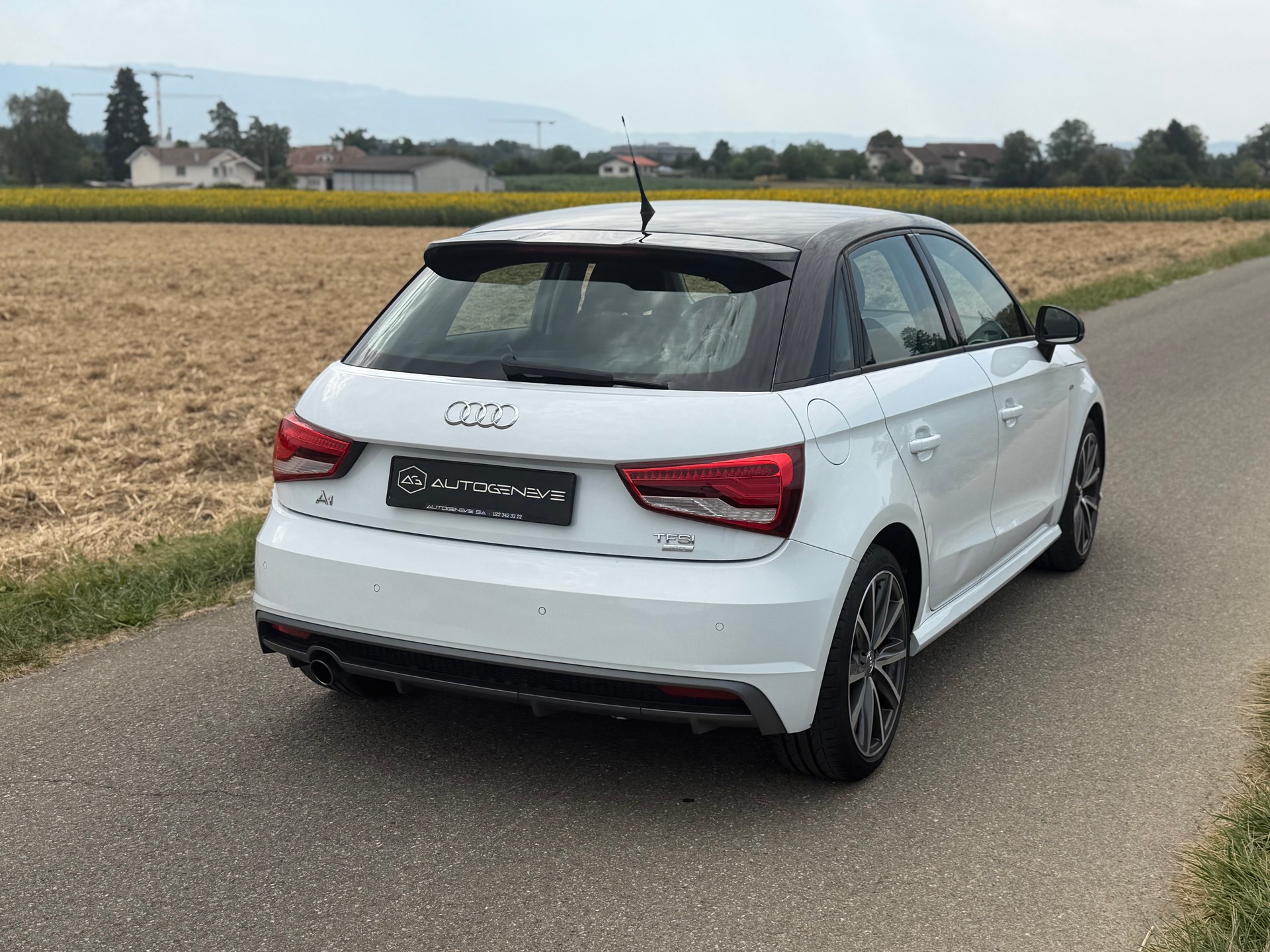 AUDI A1 Sportback 1.0 TFSI Sport S-tronic-image-6