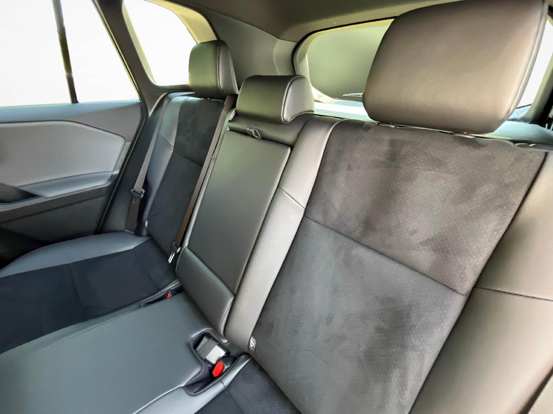 TOYOTA RAV4 2.5 Plug-In-Hybrid GR Sport-image-10