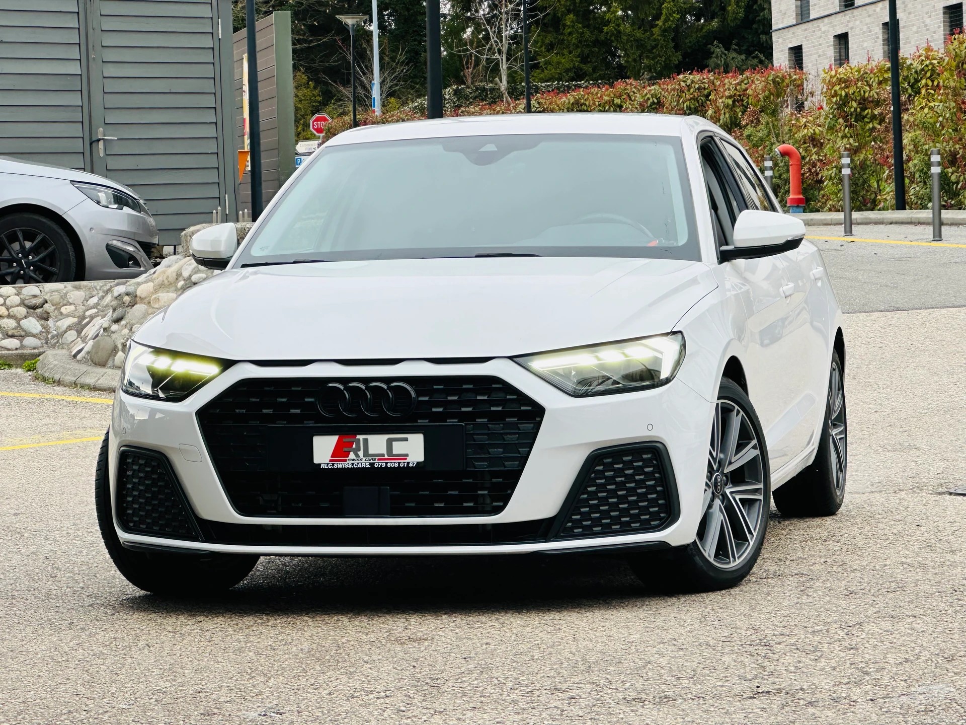 AUDI A1 Sportback 30 TFSI advanced S-tronic-image-0