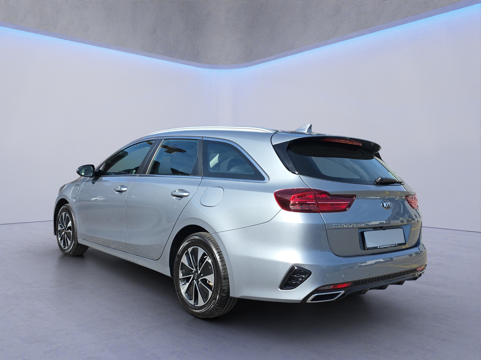 KIA Ceed SW 1.6 GDi Plug-in Hybrid Power-image-2